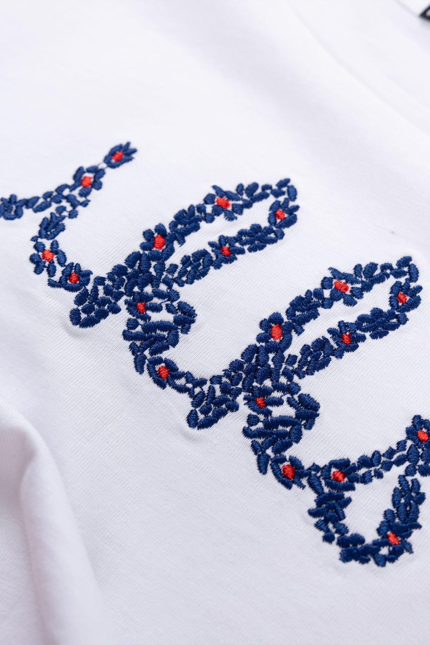 IKKS NAVY EMBROIDERED WHITE ORGANIC COTTON T-SHIRT 5