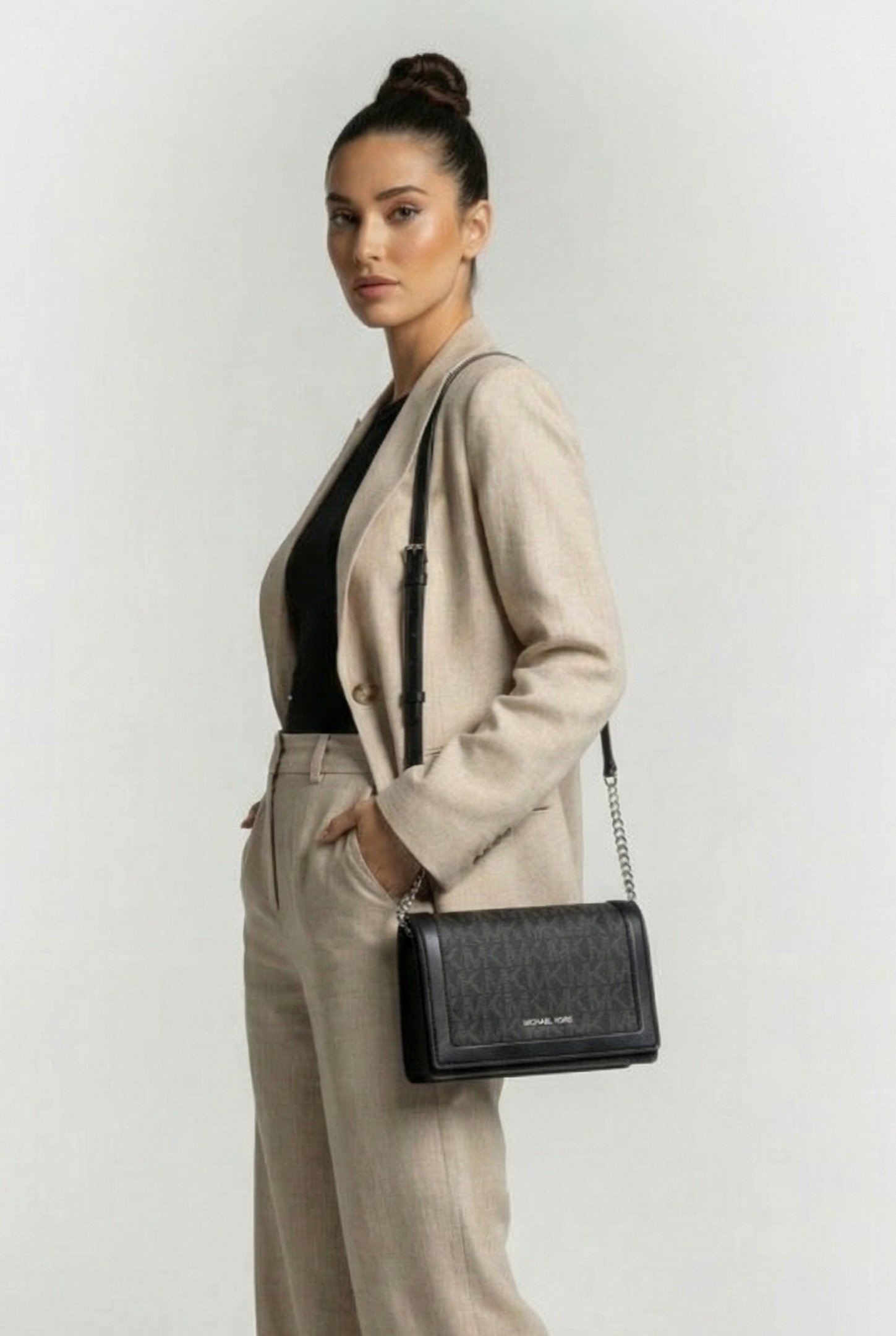 LARGE FULL FLAP CROSSBODY BAG BLACK 1