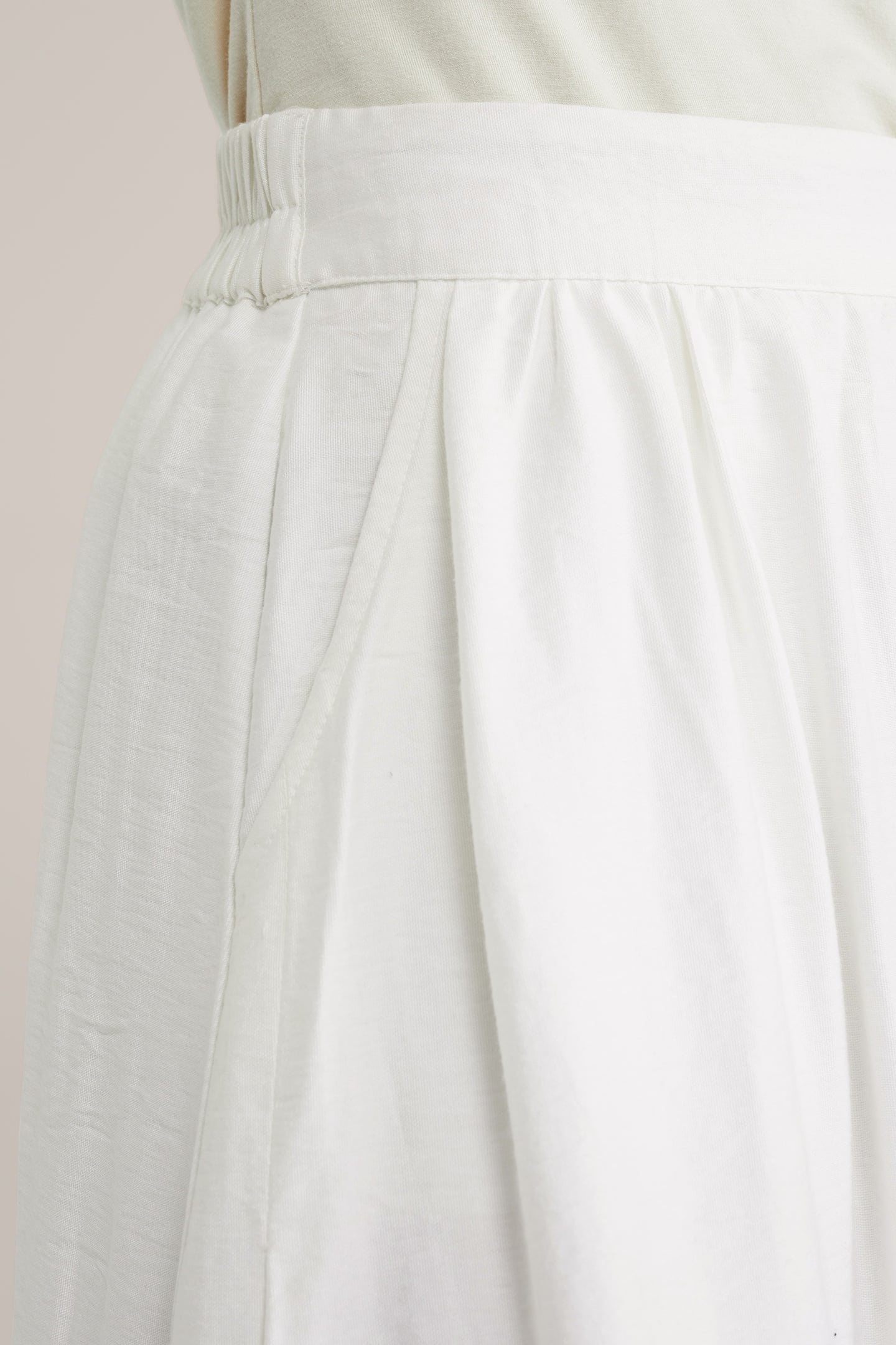 SKIRT MEDIUM LENGTH WHITE 5