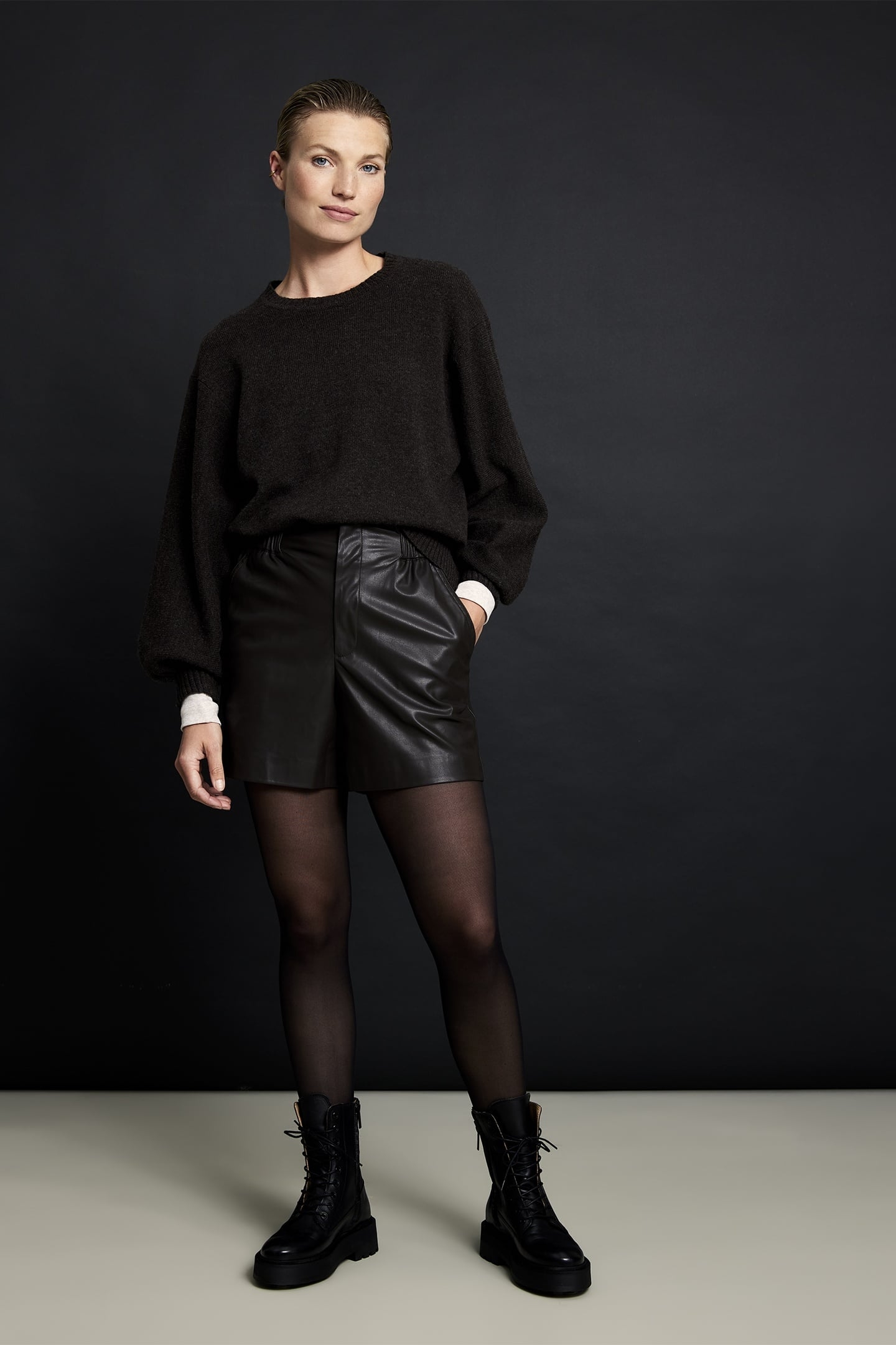 ALOIS SHORTS BLACK 1