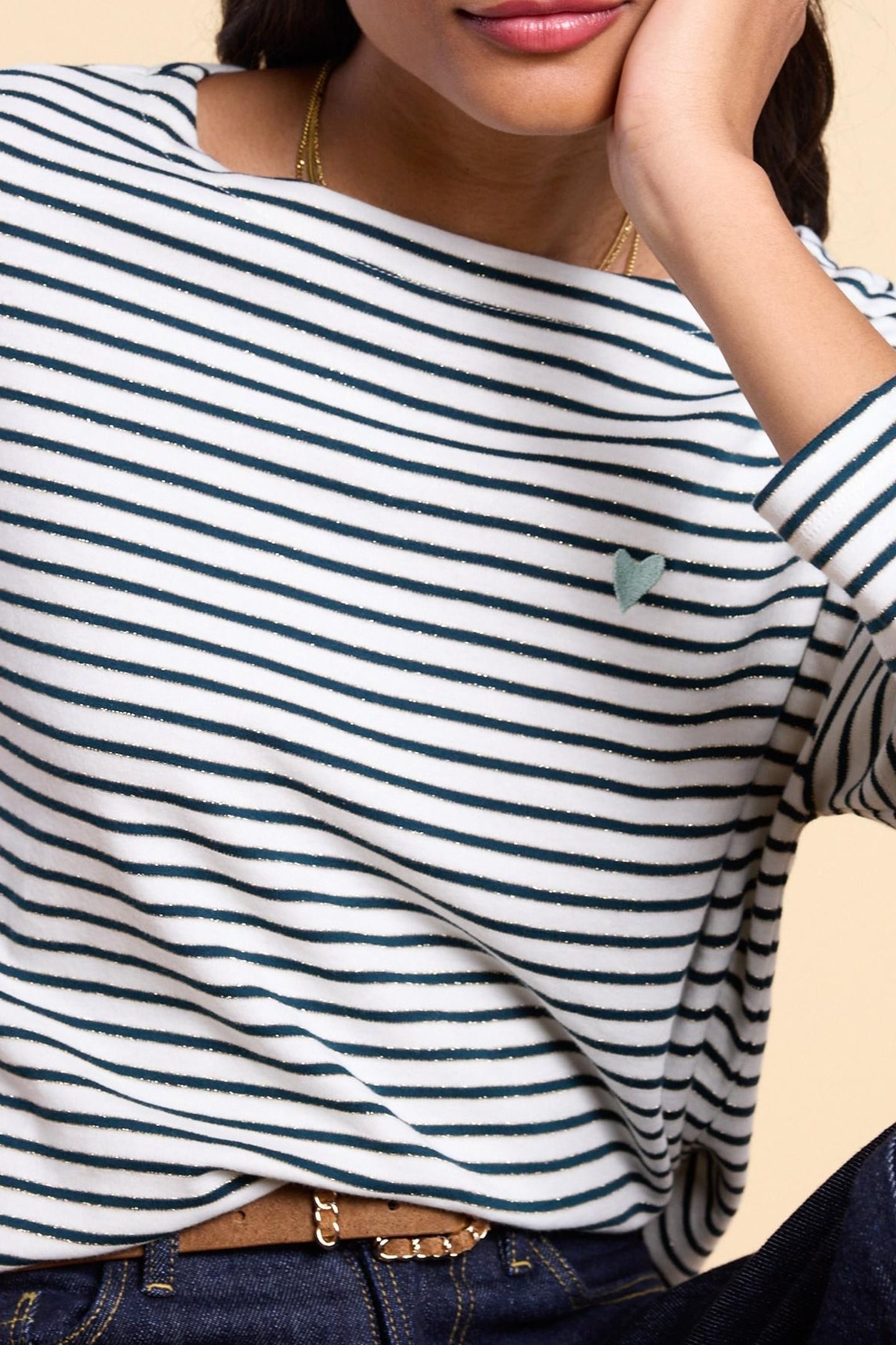 ECRU, NAVY, GOLD STRIPED T-SHIRT, EMBROIDERED HEART ECRU 4