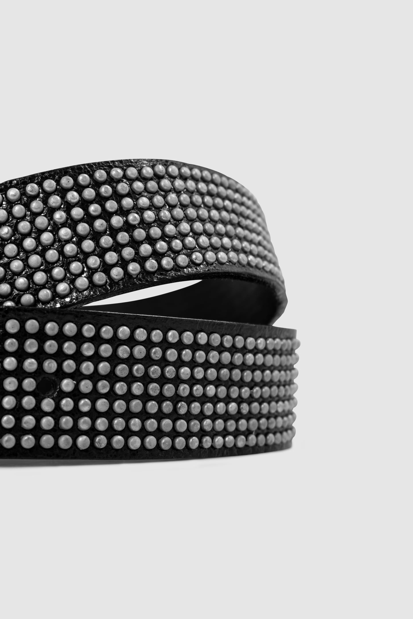 ALL-OVER MICRO STUDDED LEATHER BLACK BELT 5