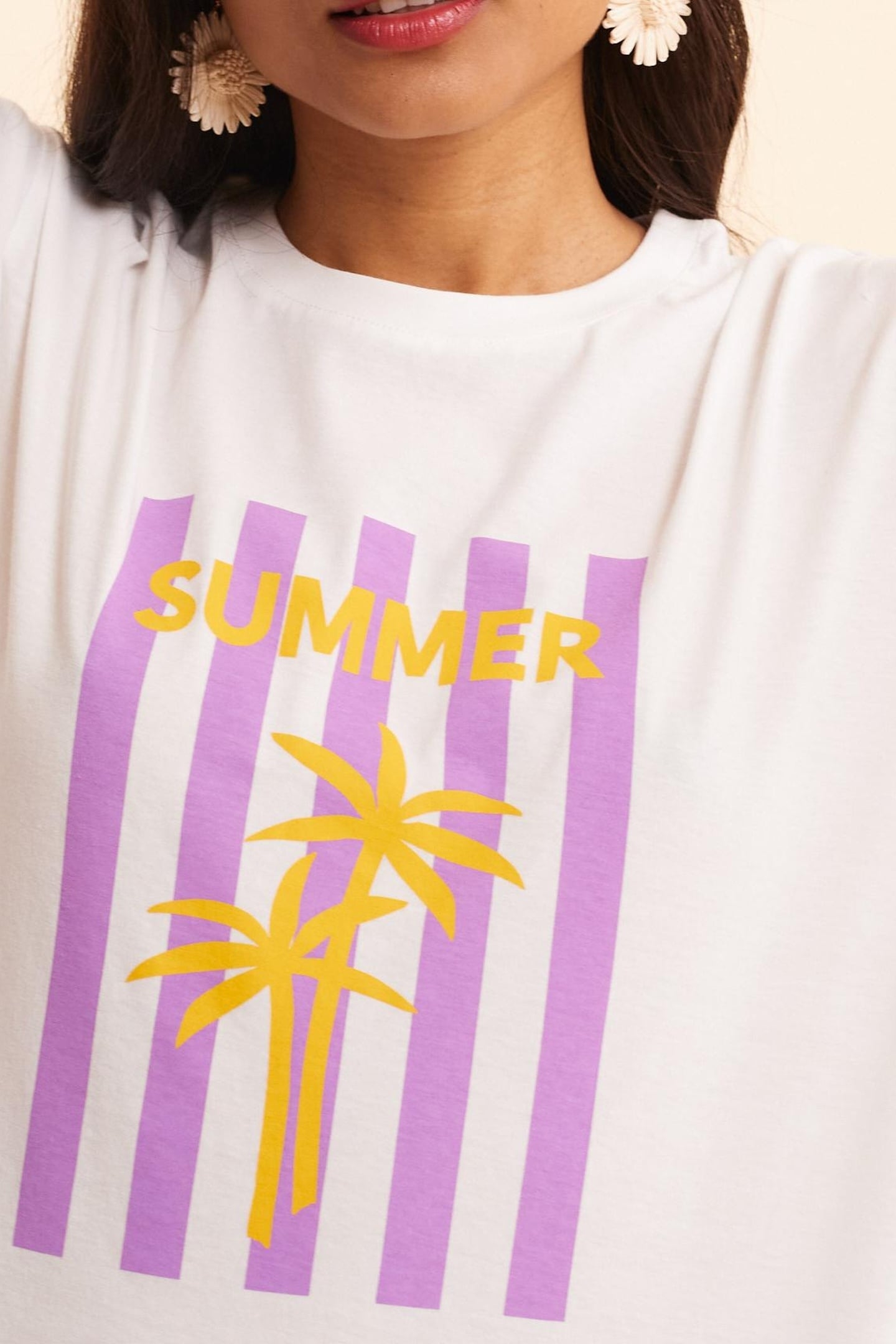 WHITE T-SHIRT PALM TREES ON STRIPES PALM TREE 4