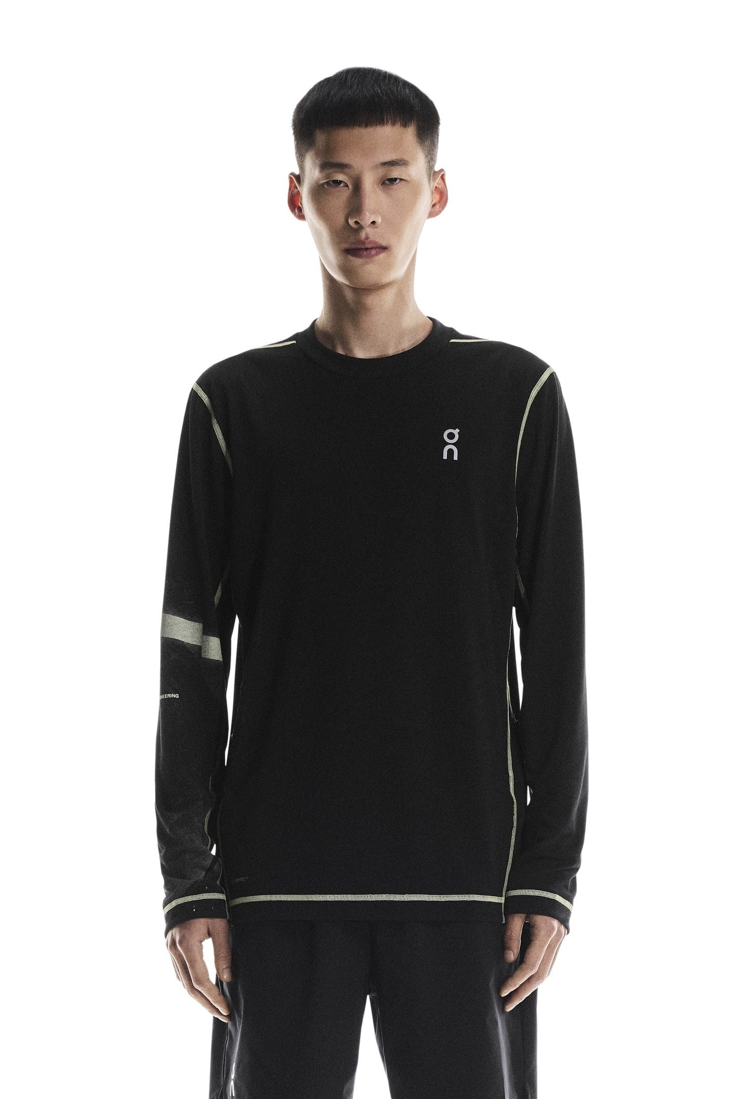 ACTIVE LONG-T GRAPHIC 1 M BLACK 2