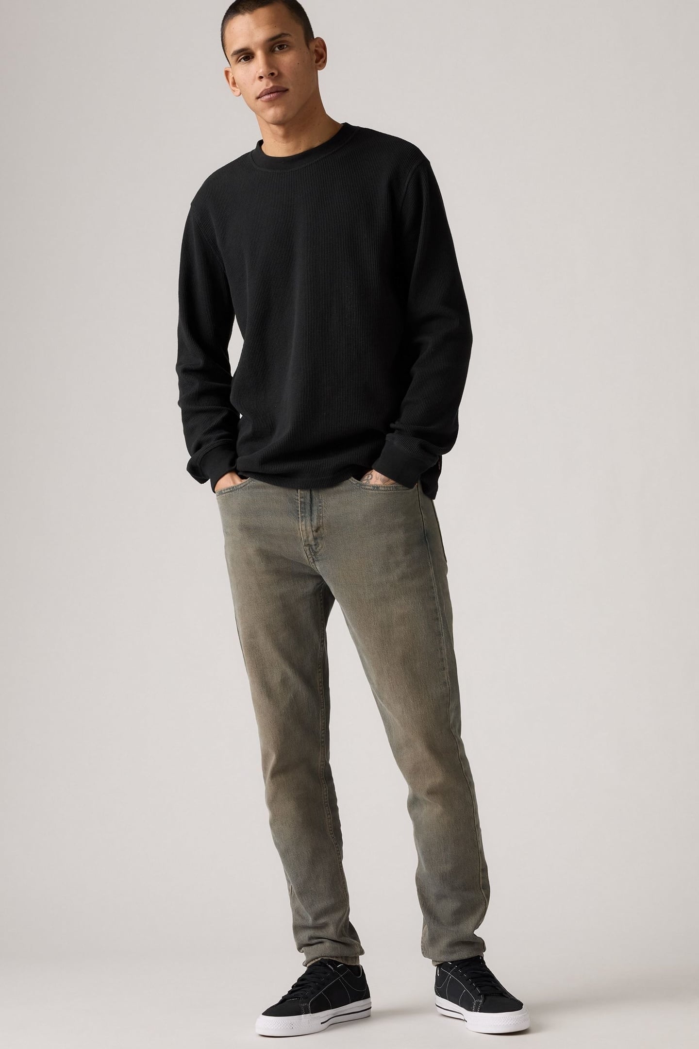 515 SLIM TAPER TRAIN OF THOUGHT 3