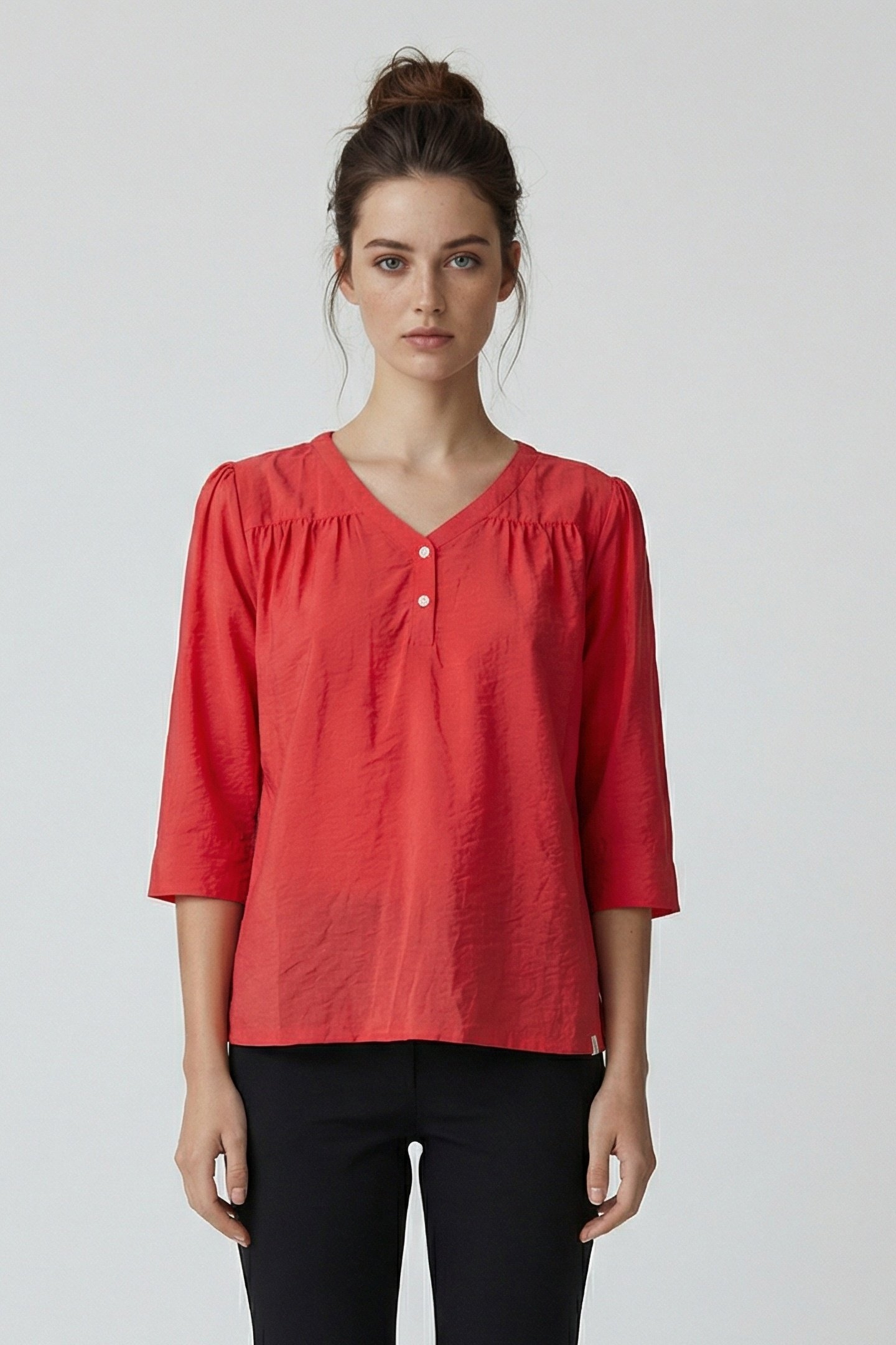 BLOUSE PEARL IN ROSE RED 1