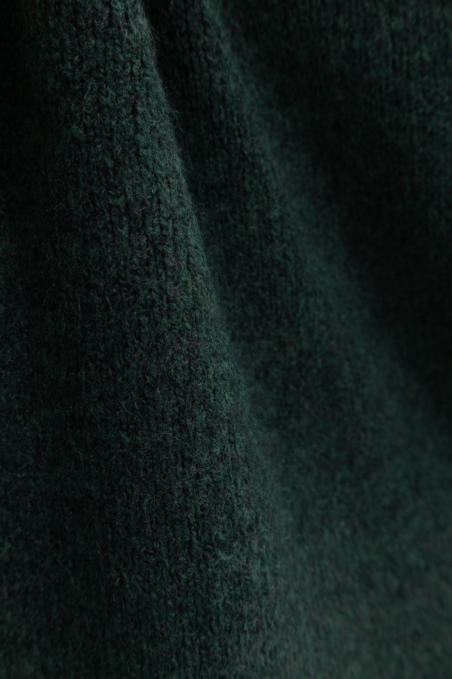 GIRL'S GREEN TRUCKER-NECK SWEATER 5