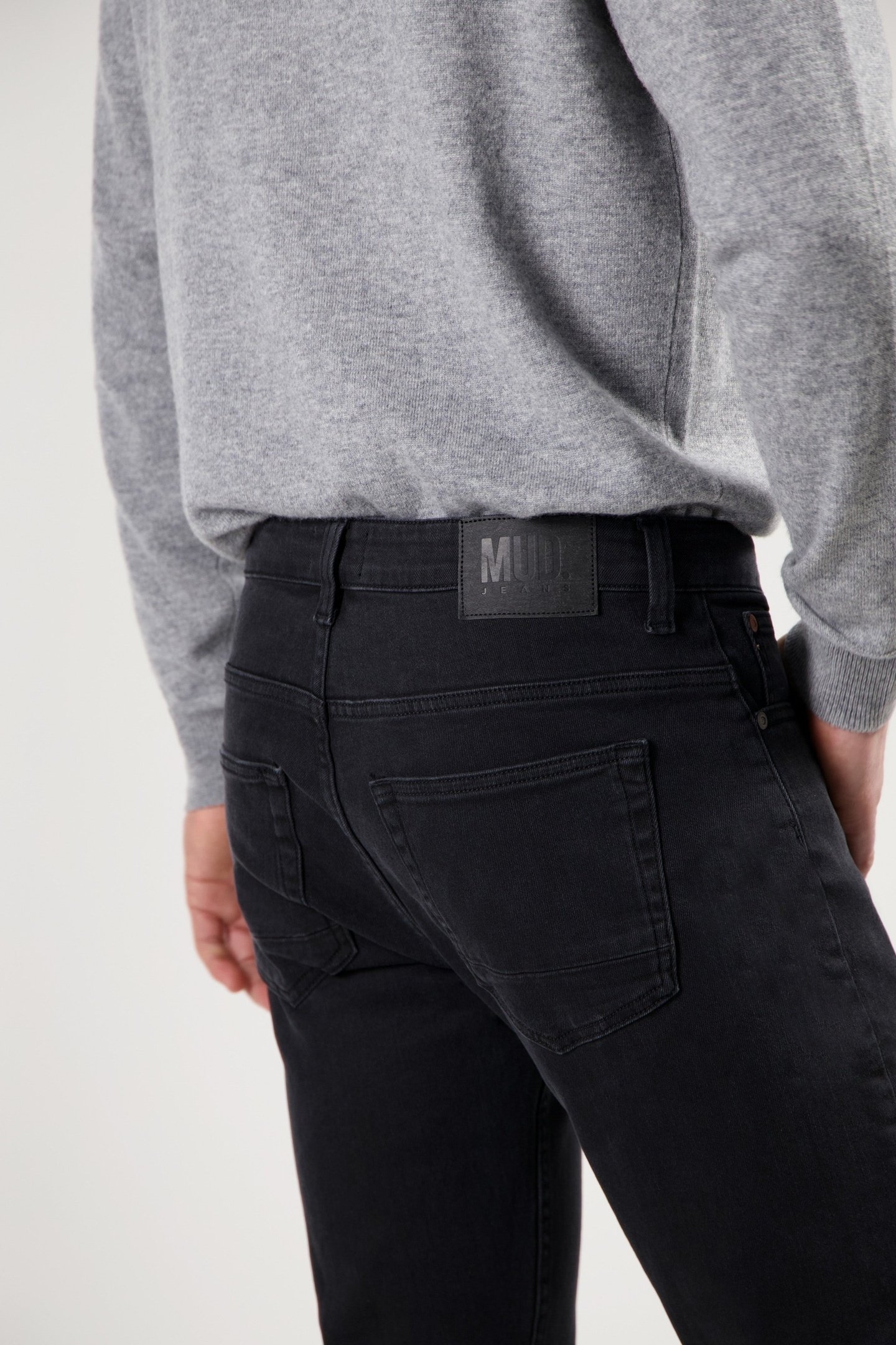 RICK MID SLIM STONE BLACK 4