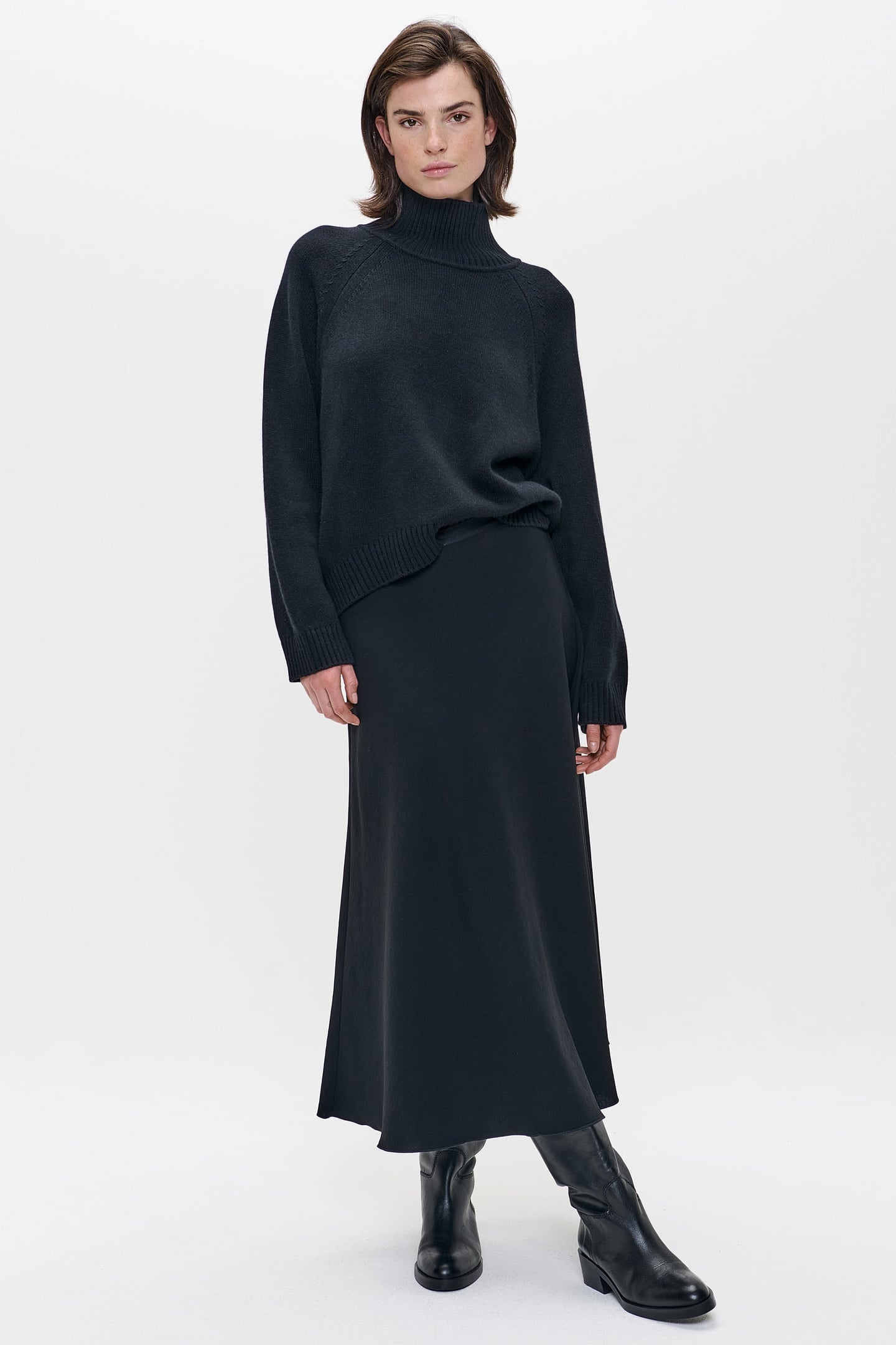 RWS MERINO WOOL BLACK 1