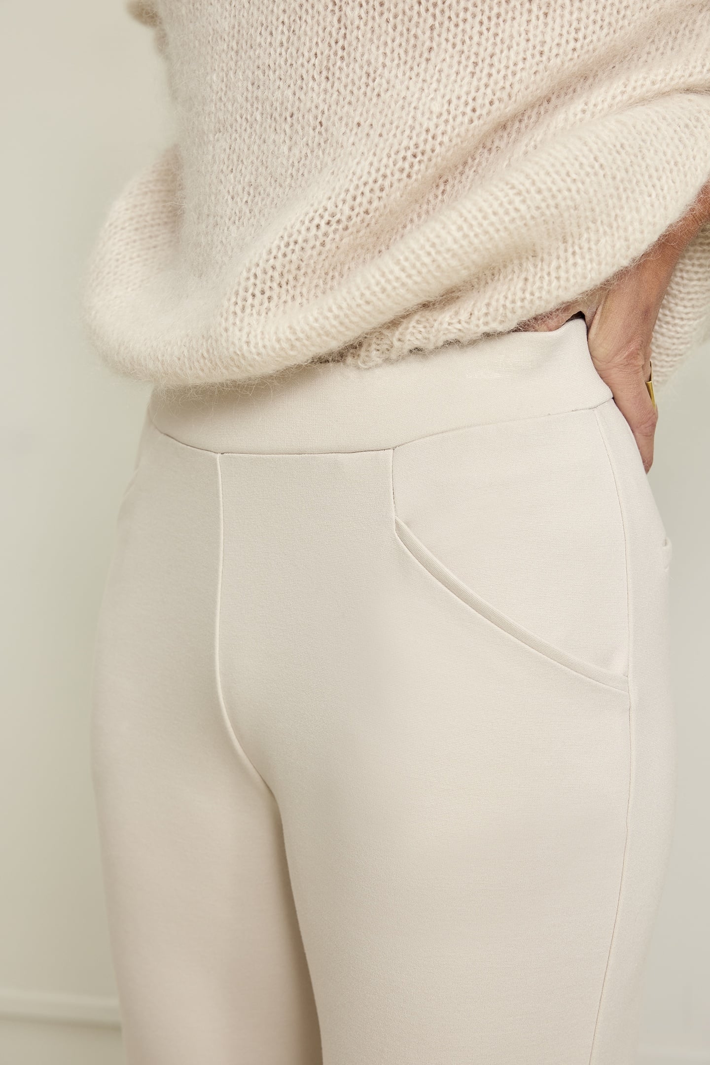 HEBE PANTS BUTTERMILK 6