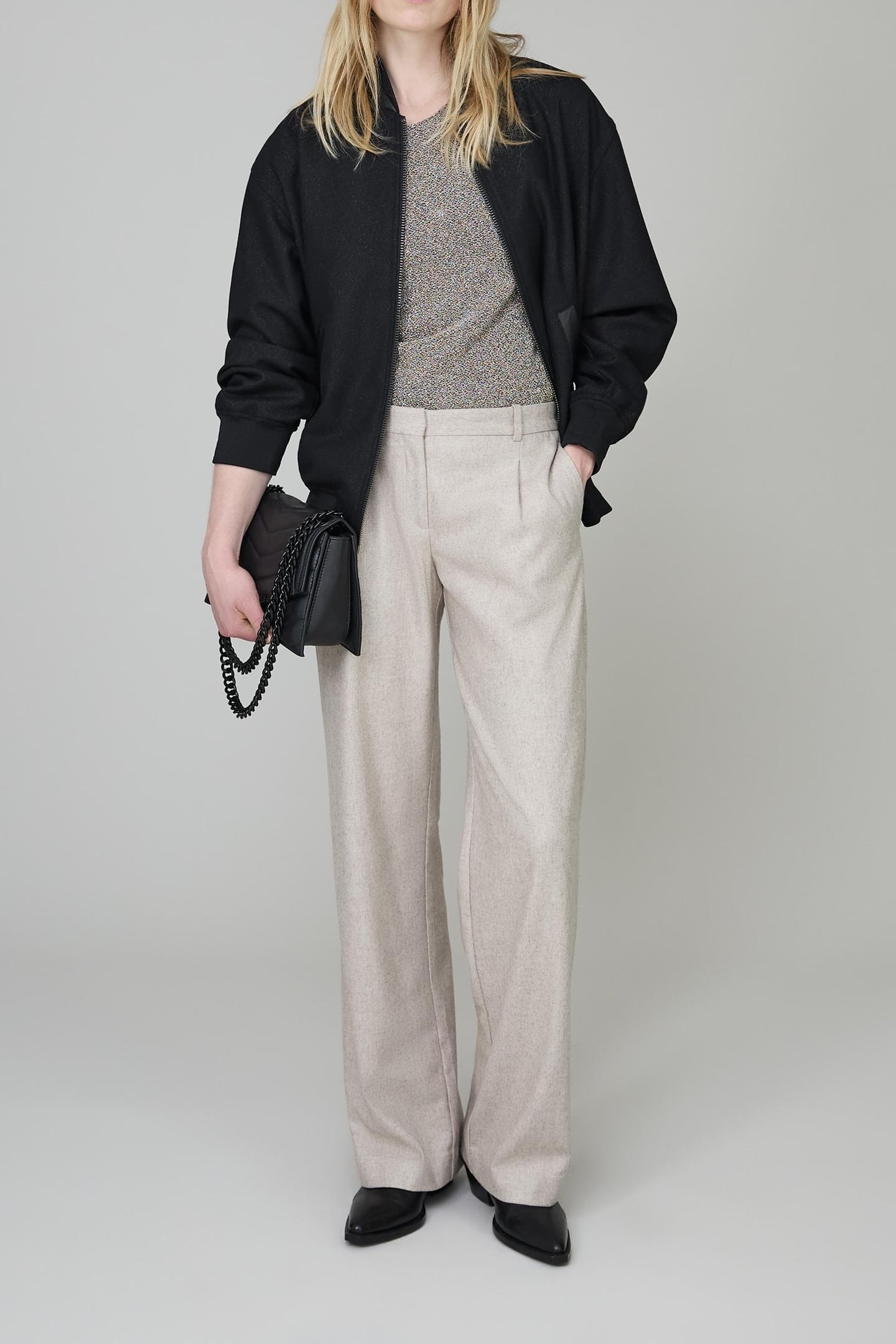 PURE EDITION-OVERSIZE SEQUINED BLACK BOMBER 1