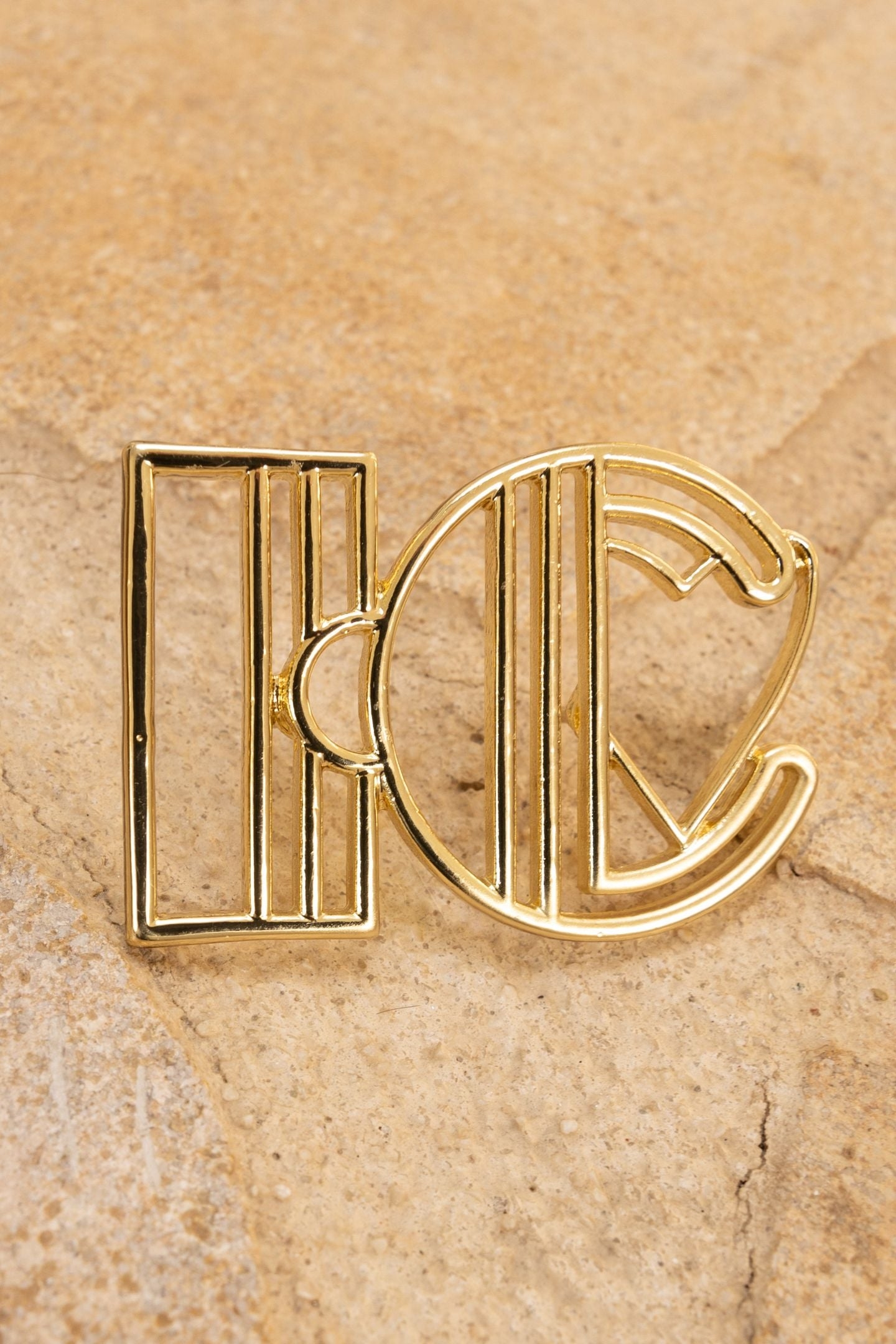 GOLD-PLATED MONOGRAM BROOCH GOLD 1