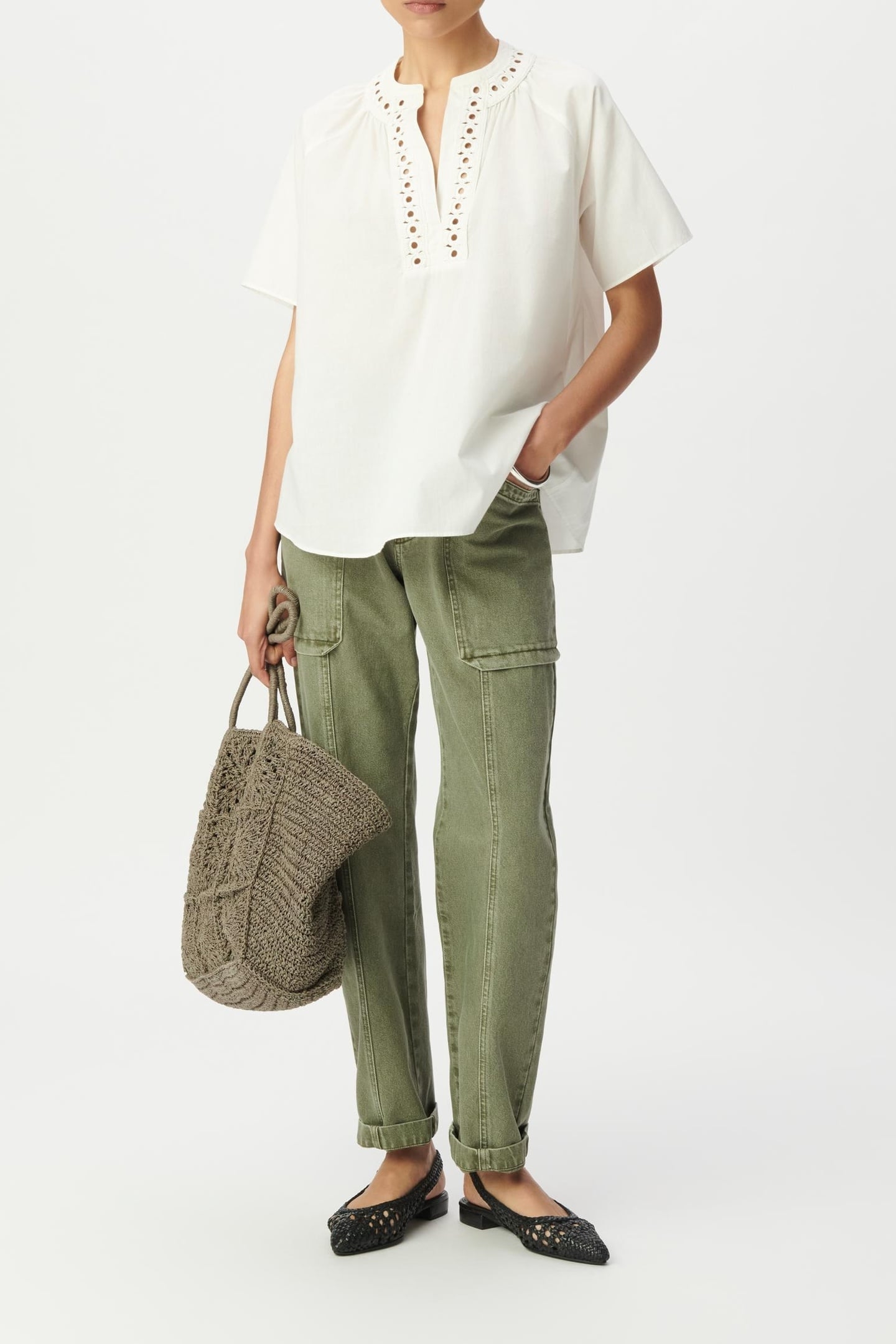 LOOSE-FITTING BLOUSE IN ECRU ORGANIC COTTON WITH EMBROIDERED 1