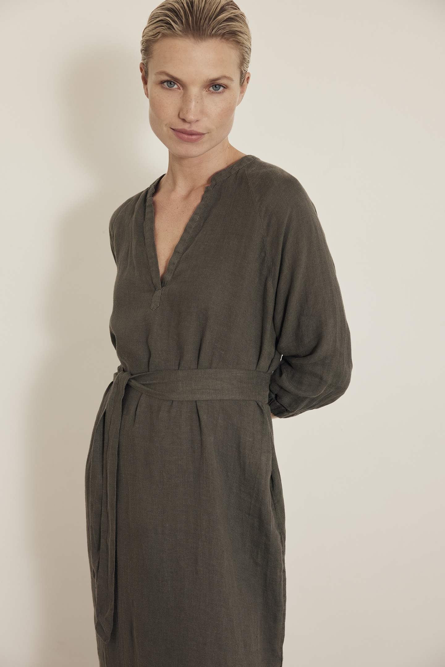 KIARA DRESS GRAPHITE 2