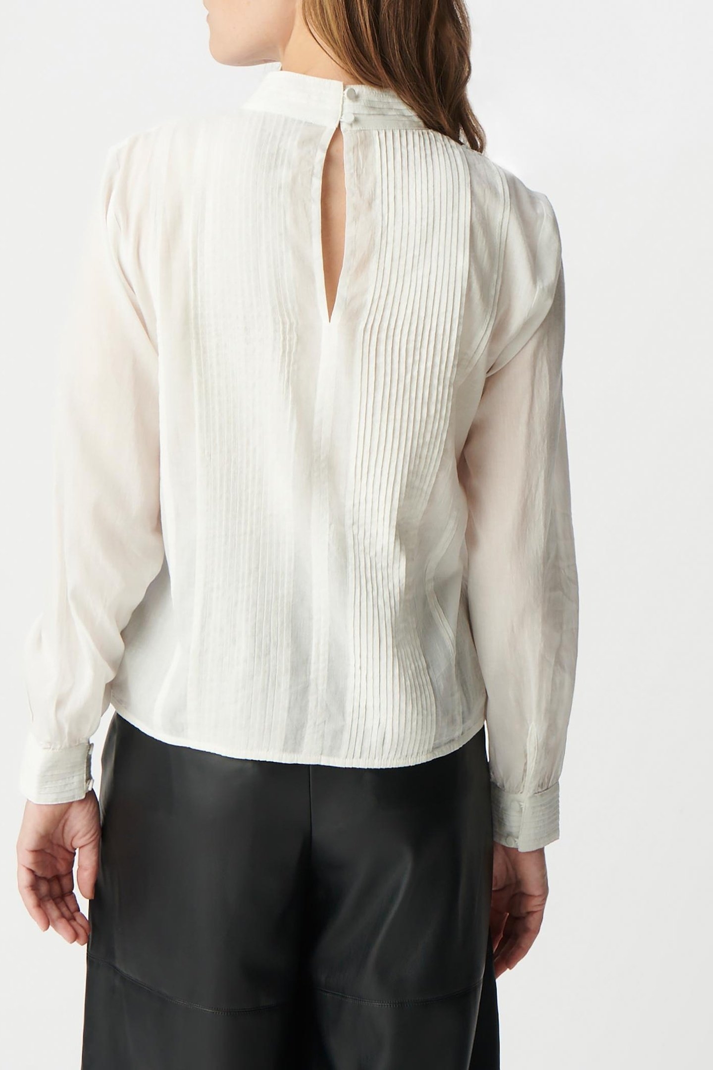 OFF-WHITE ORGANIC COTTON BLOUSE DECORATED WITH PASSEMENTERIE 3