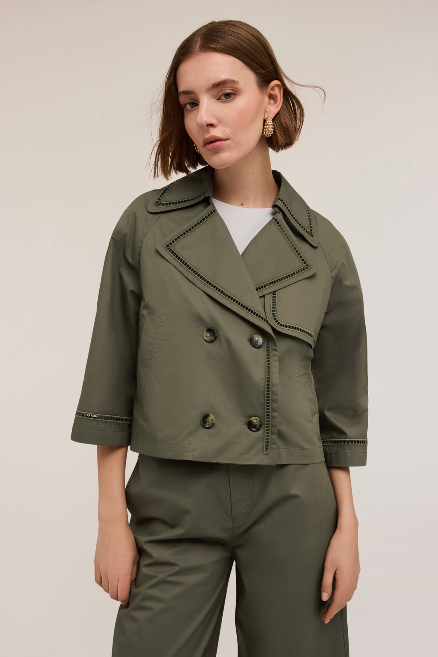 SHORT TRENCH COAT WITH OPENWORK DETAIL MILITARY GREEN 5