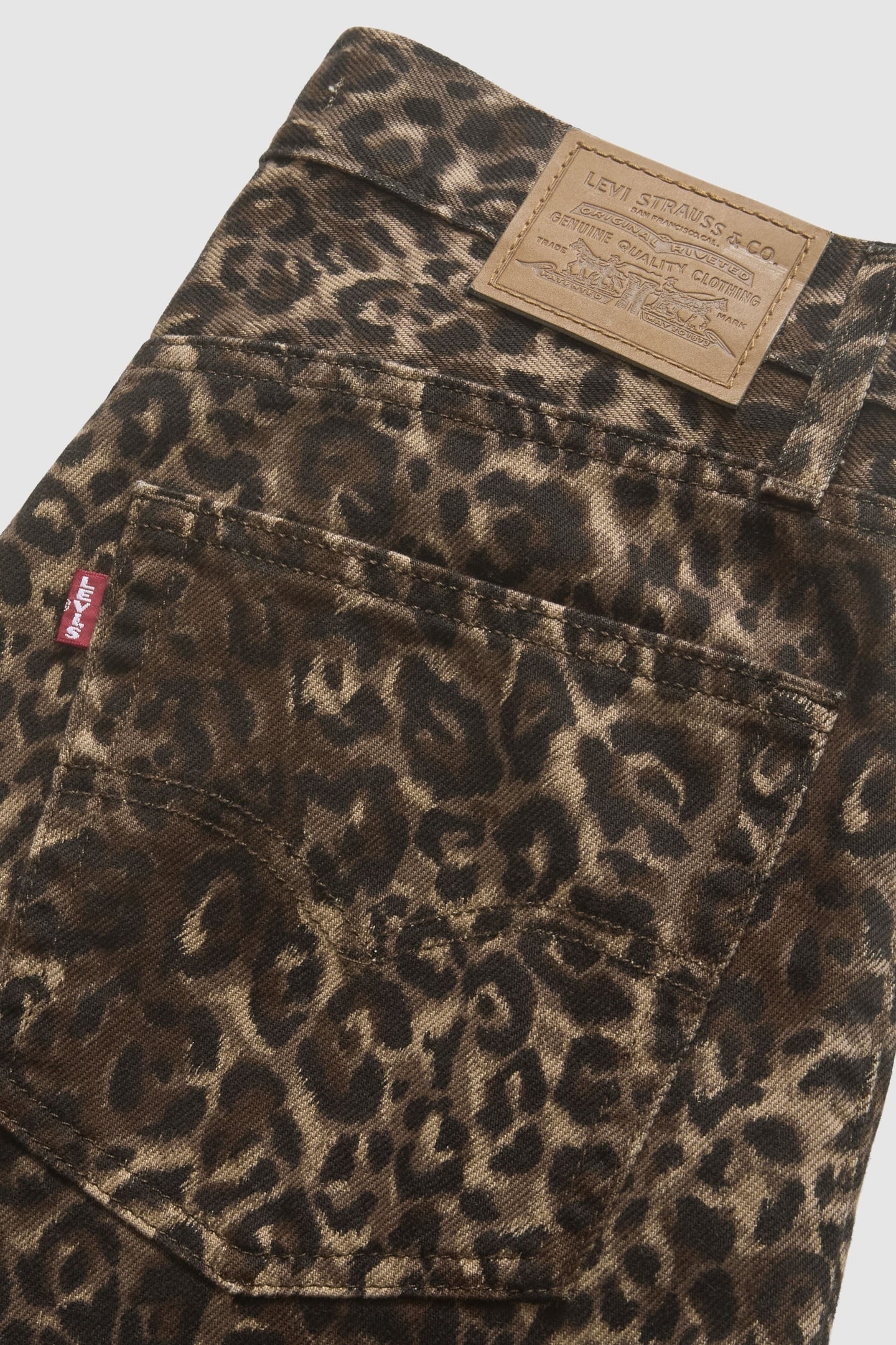 BAGGY DAD LIGHTWEIGHT JEANS BROWN 6