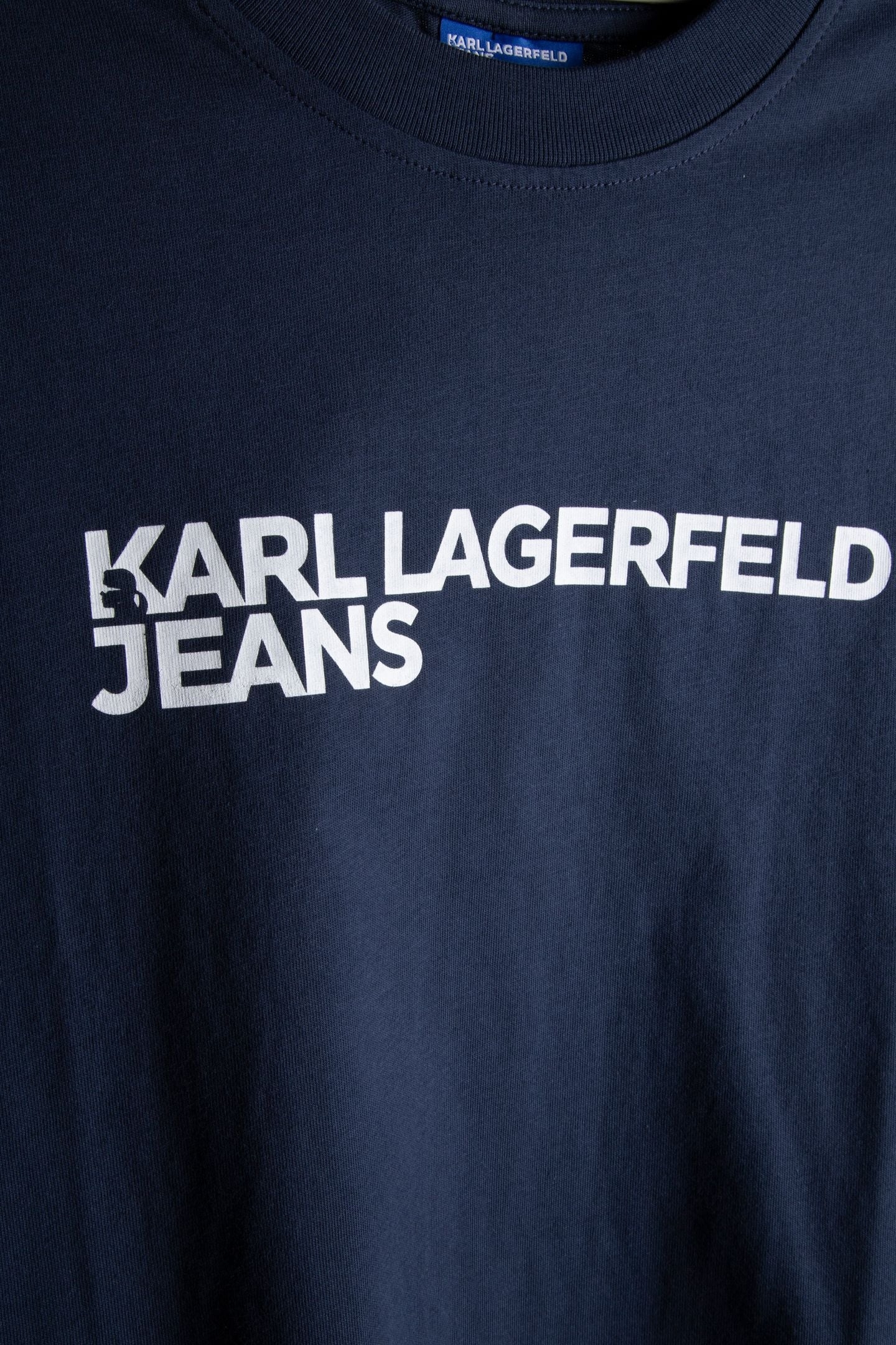 BLACK IRIS KLJ REG SS ESSENTIAL TEE 6