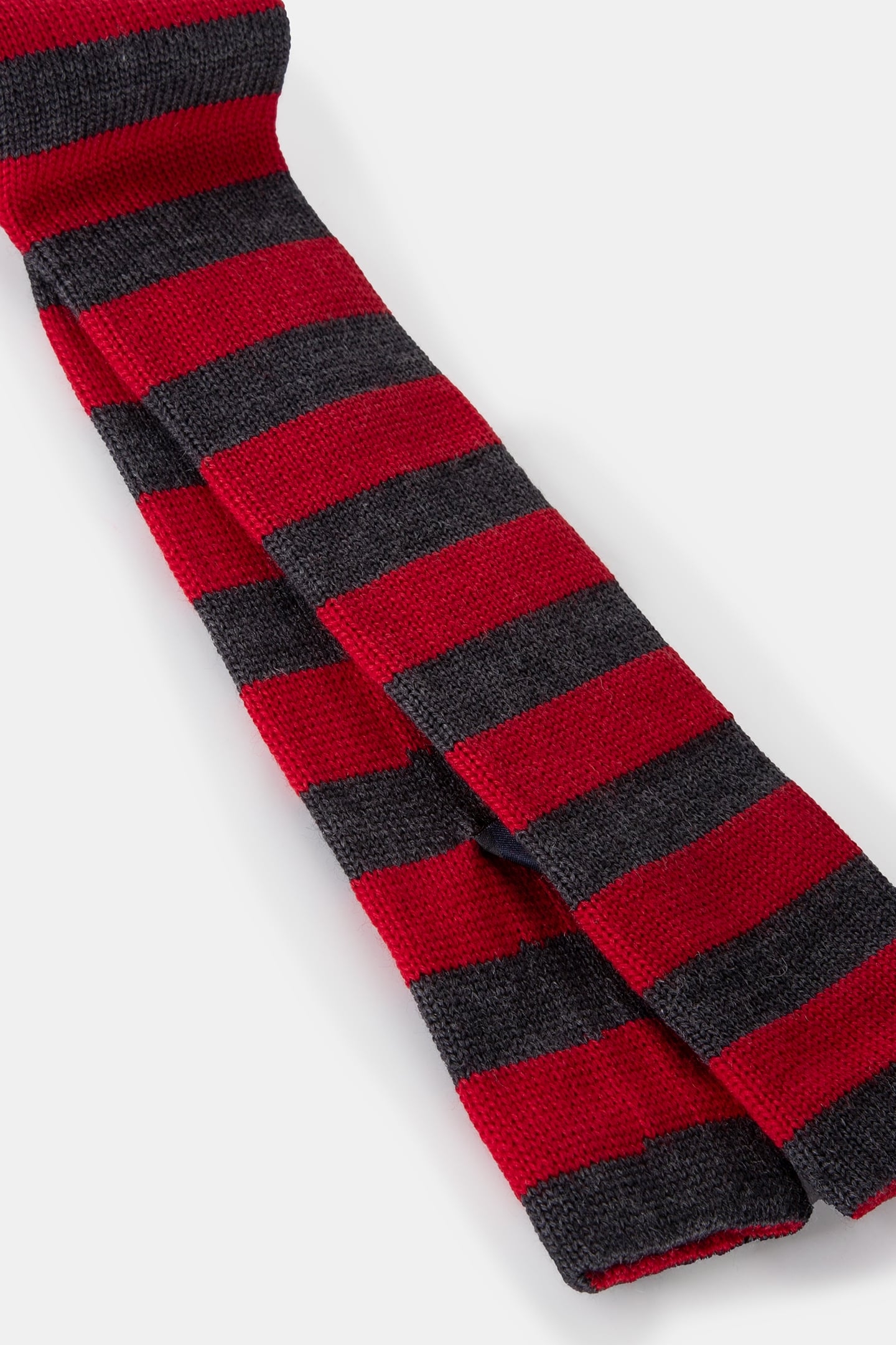 TIE-KNIT-STRIPE RED 3