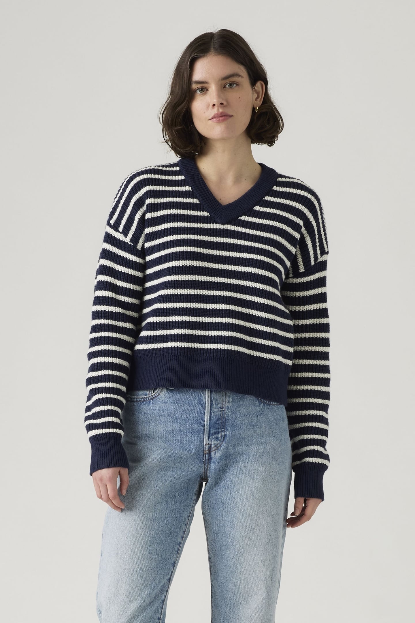 REESE V-NECK SWEATER BLUE 1