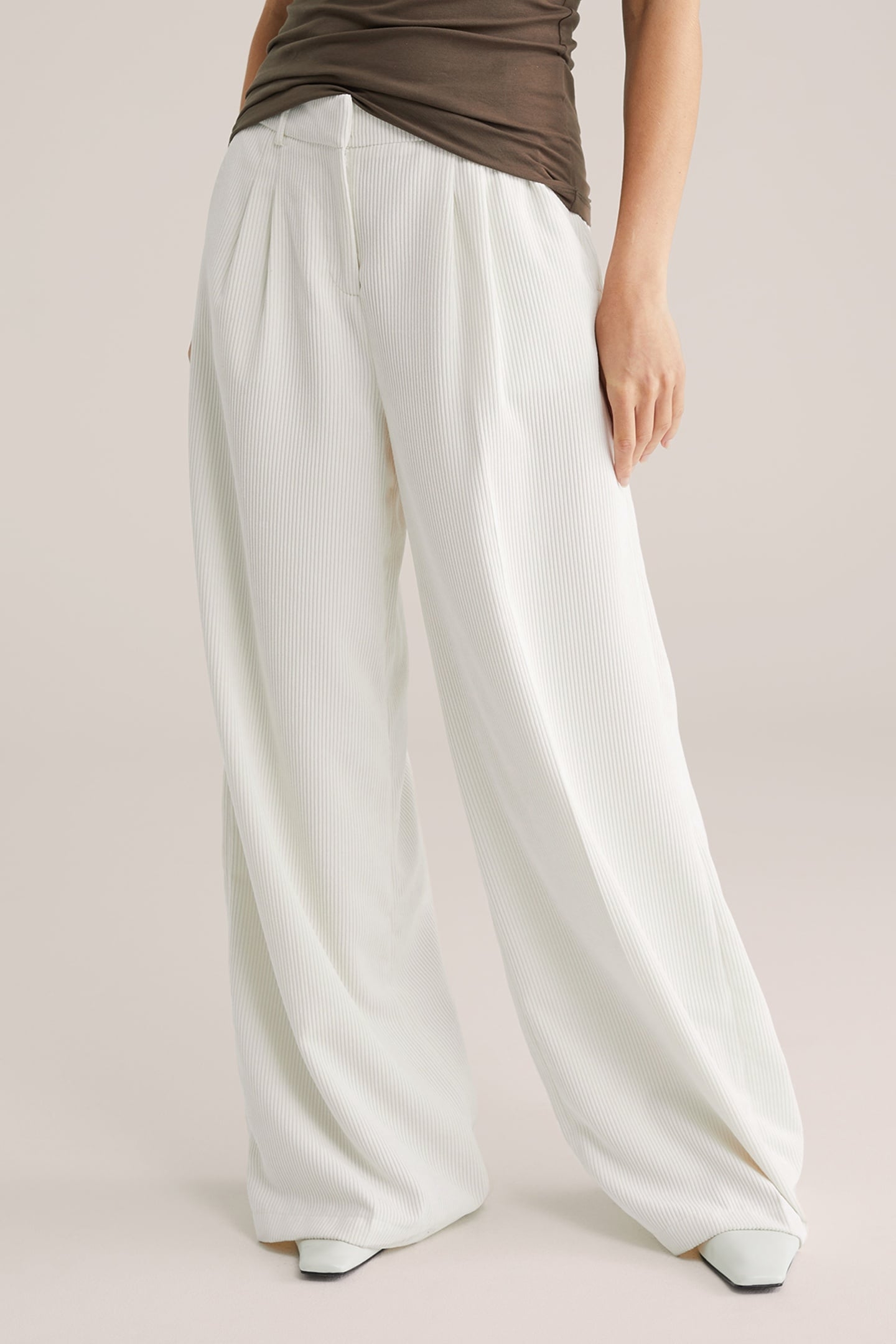TROUSER WHITE 1