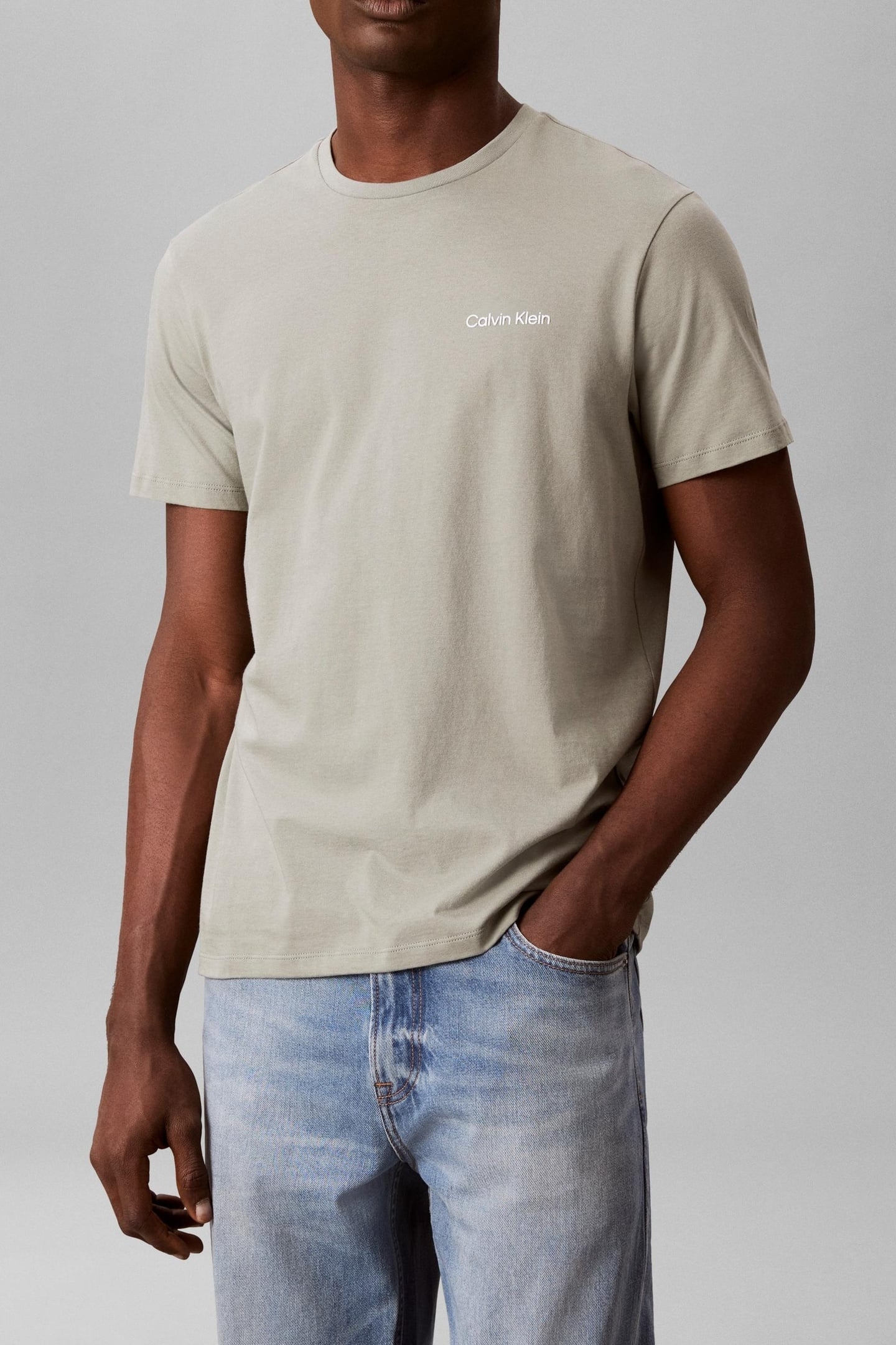 SS MICRO LOGO CREWNECK SHADOW 1