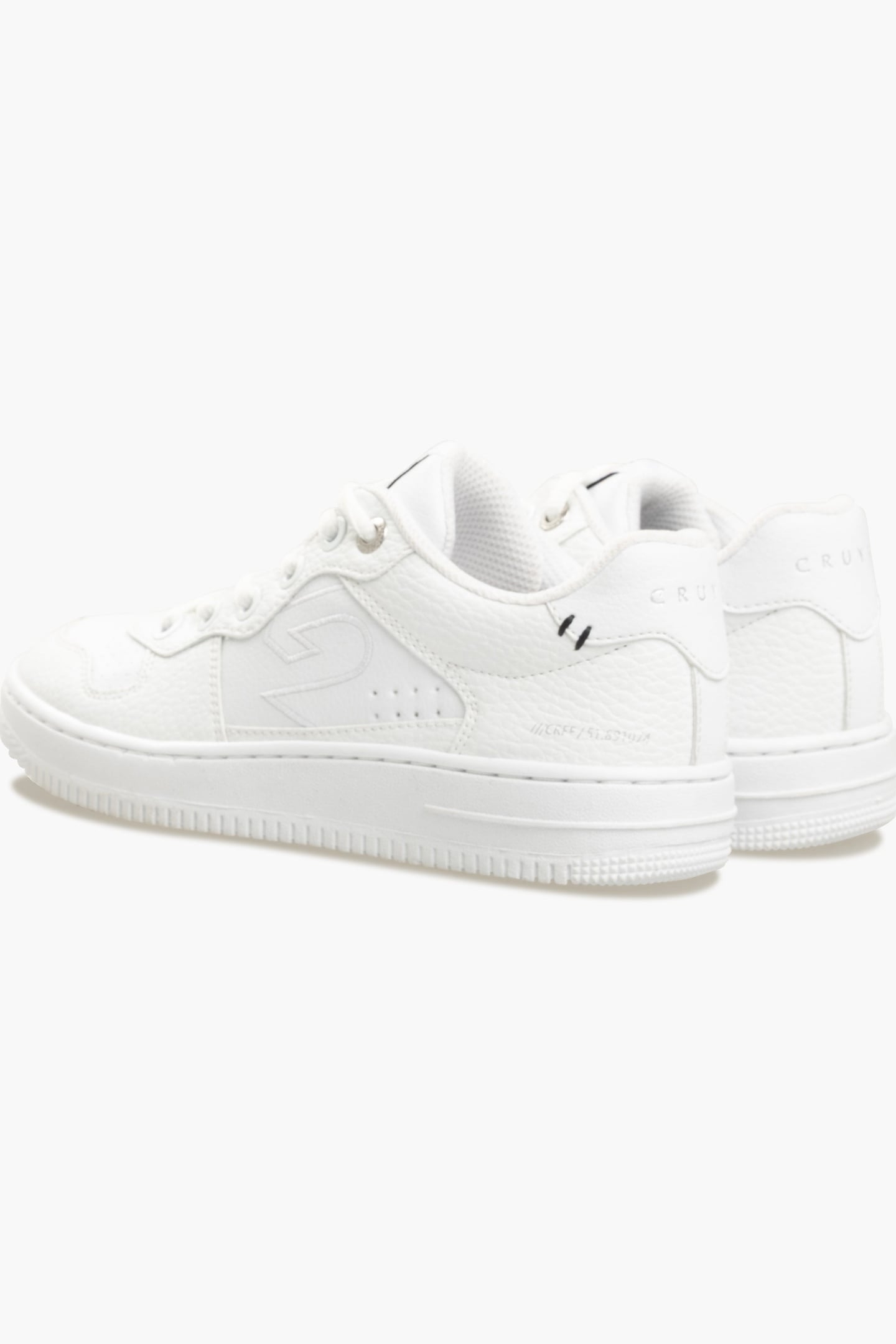 BOYS ROYAL C WHITE 6