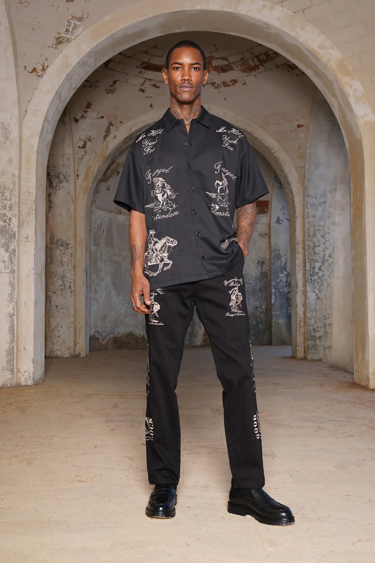 UNISEX CATTLE BLACK 1