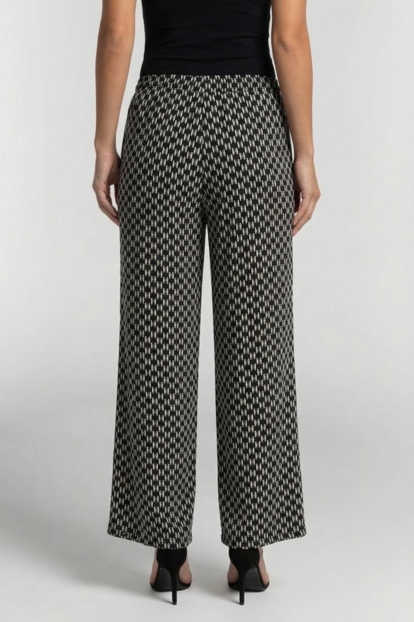KL MONOGRAM BLACK/WHITE MONOGRAM BEACH PANTS 2