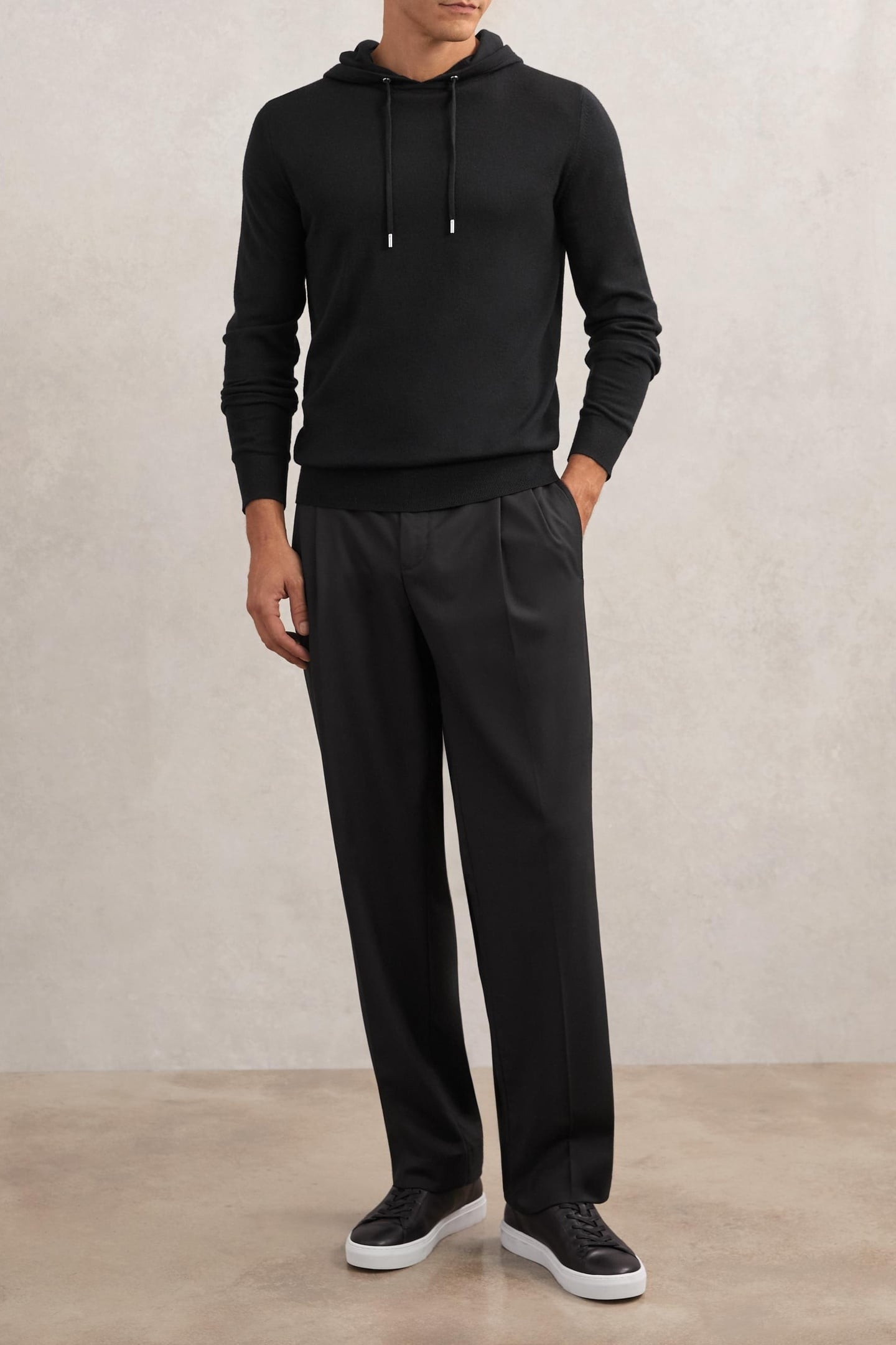 LS MERINO HOODY BLACK 1