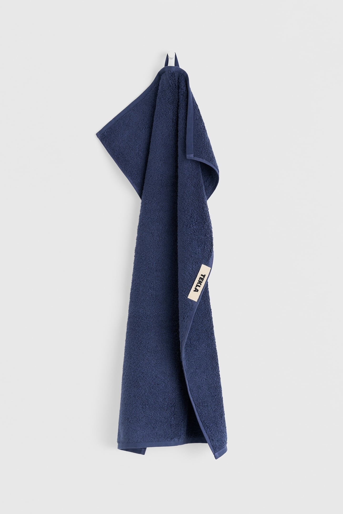 UNISEX TOWEL NAVY 1