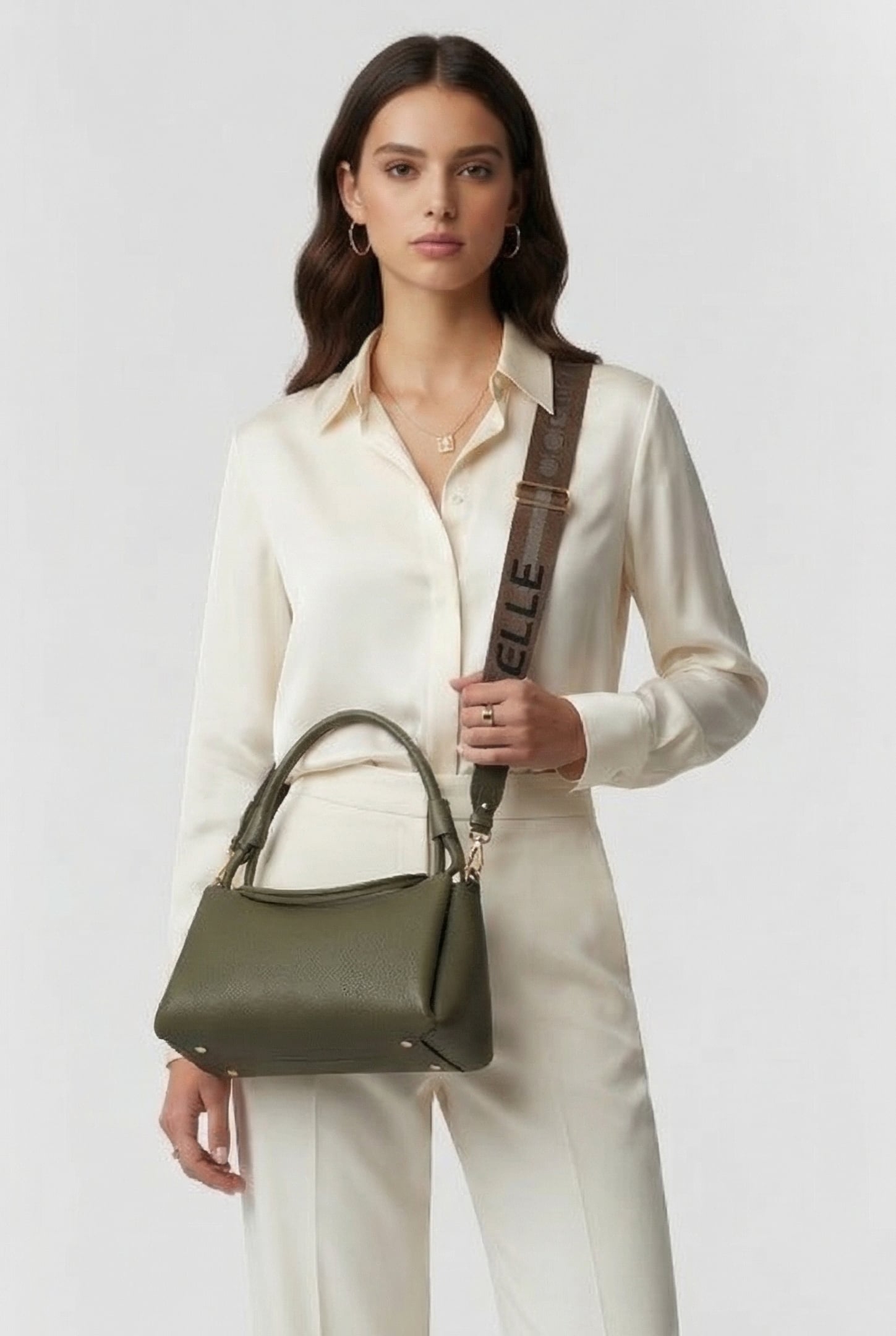 GRAINED LEATHER SHOULDER BAG 1