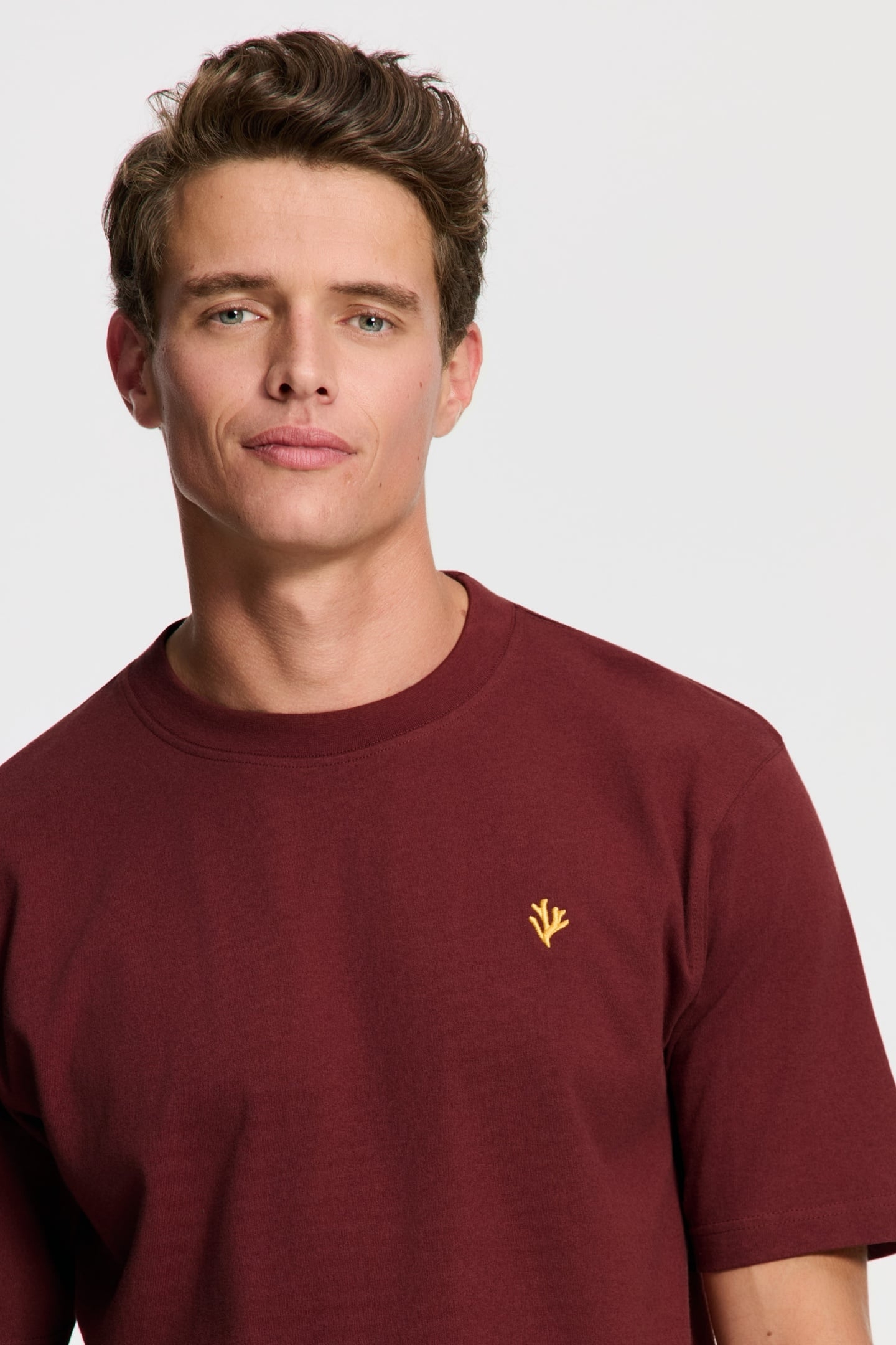 FINN RELAXED T-SHIRT CORAL LOGO RED EARTH 2