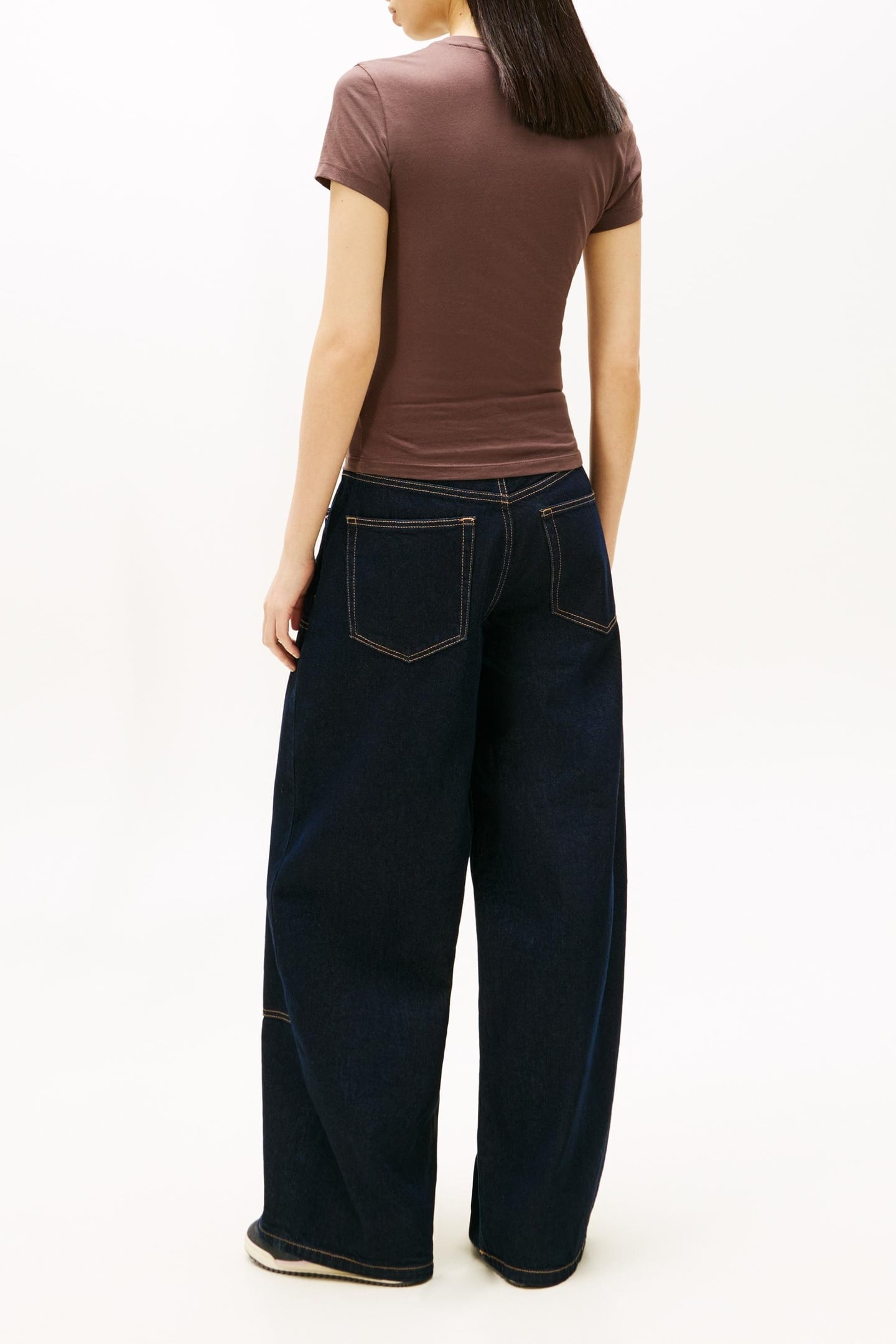 SLIM MULTI LINEAR TEE BLACK WALNUT 5