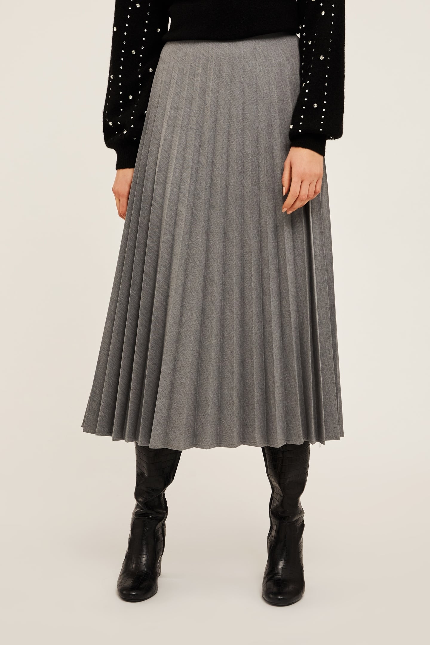 PLEATED MIDI SKIRT GREY 2