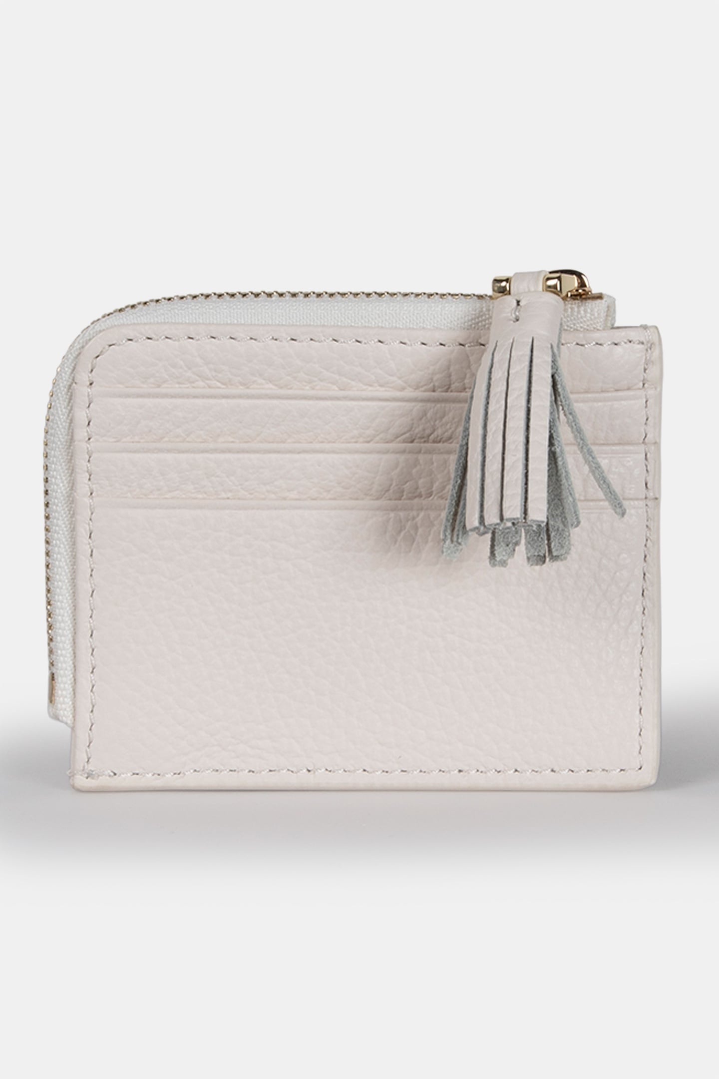 WHITE PURSE IN WHITE 3