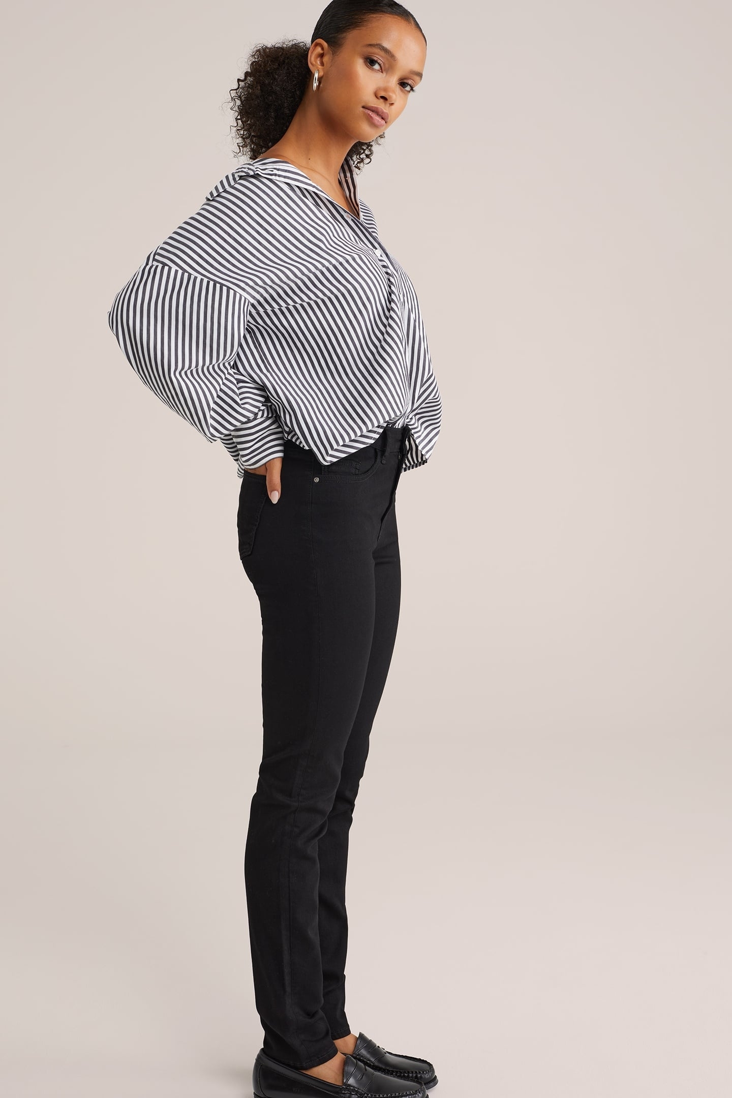 5-POCKET HIGH RISE BLACK 5