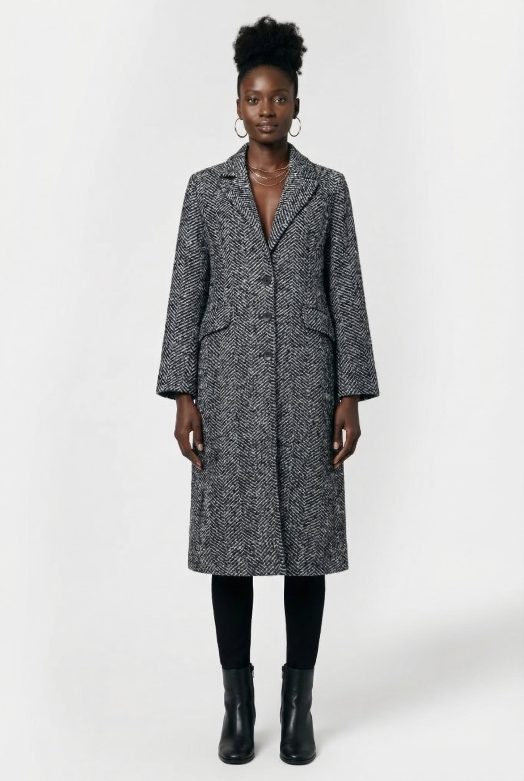 HERRINGBONE COAT W BLACK/WHITE 1