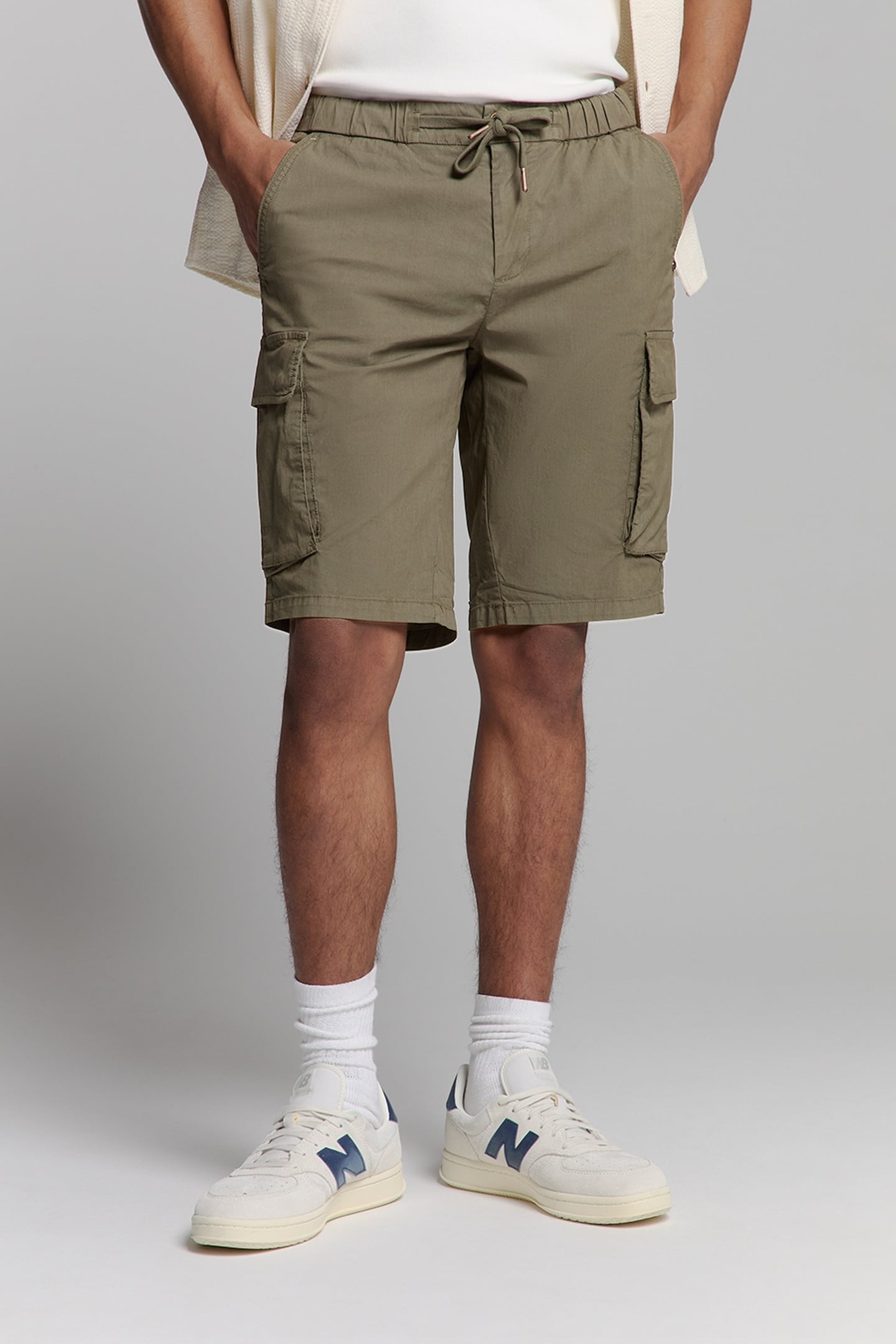 SHORT STRETCH CARGO GARMENT DYED DARK MOSS 1