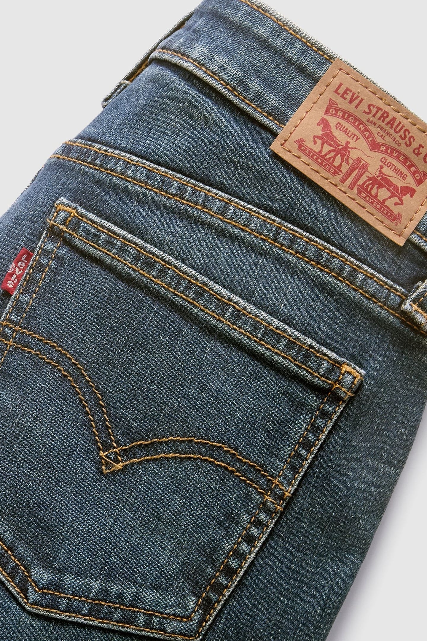 SUPERLOW BOOT SHOW ON THE ROAD 8