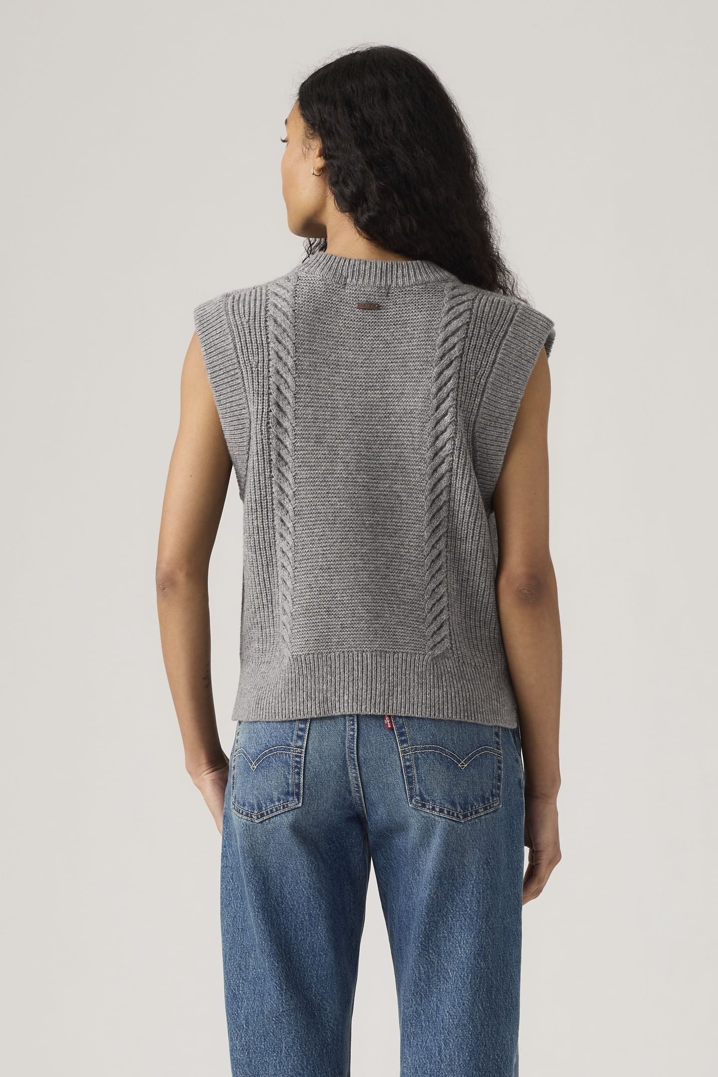 INES CABLE SWEATER VEST GREY 2
