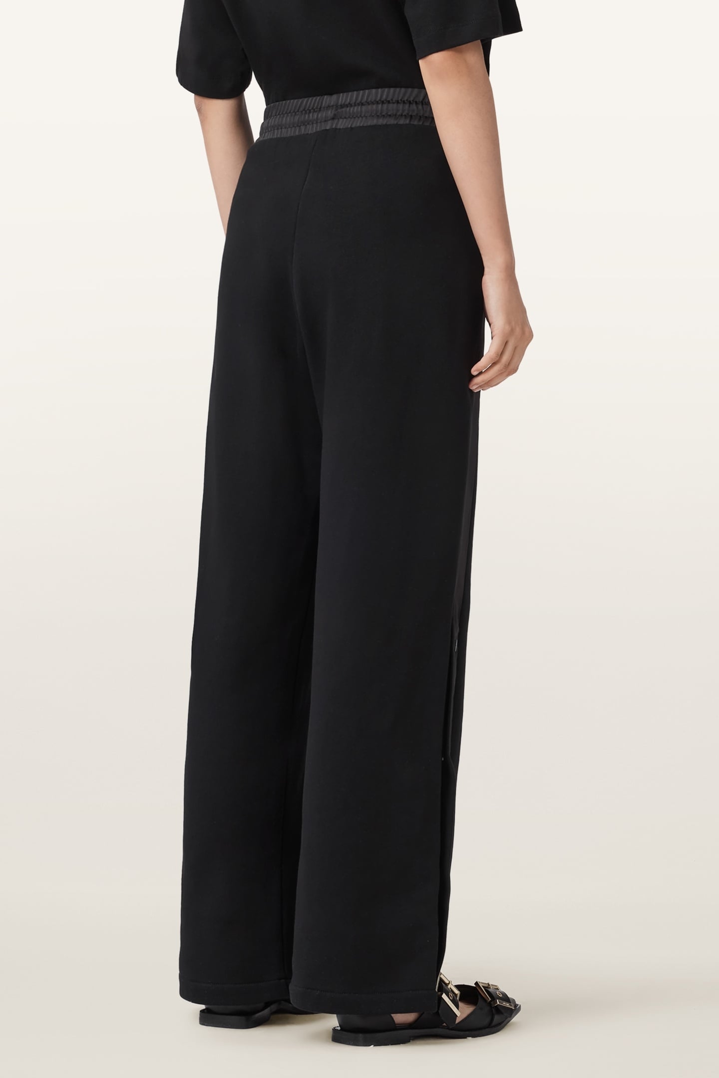 ZANDA SWEATPANT BLACK 4