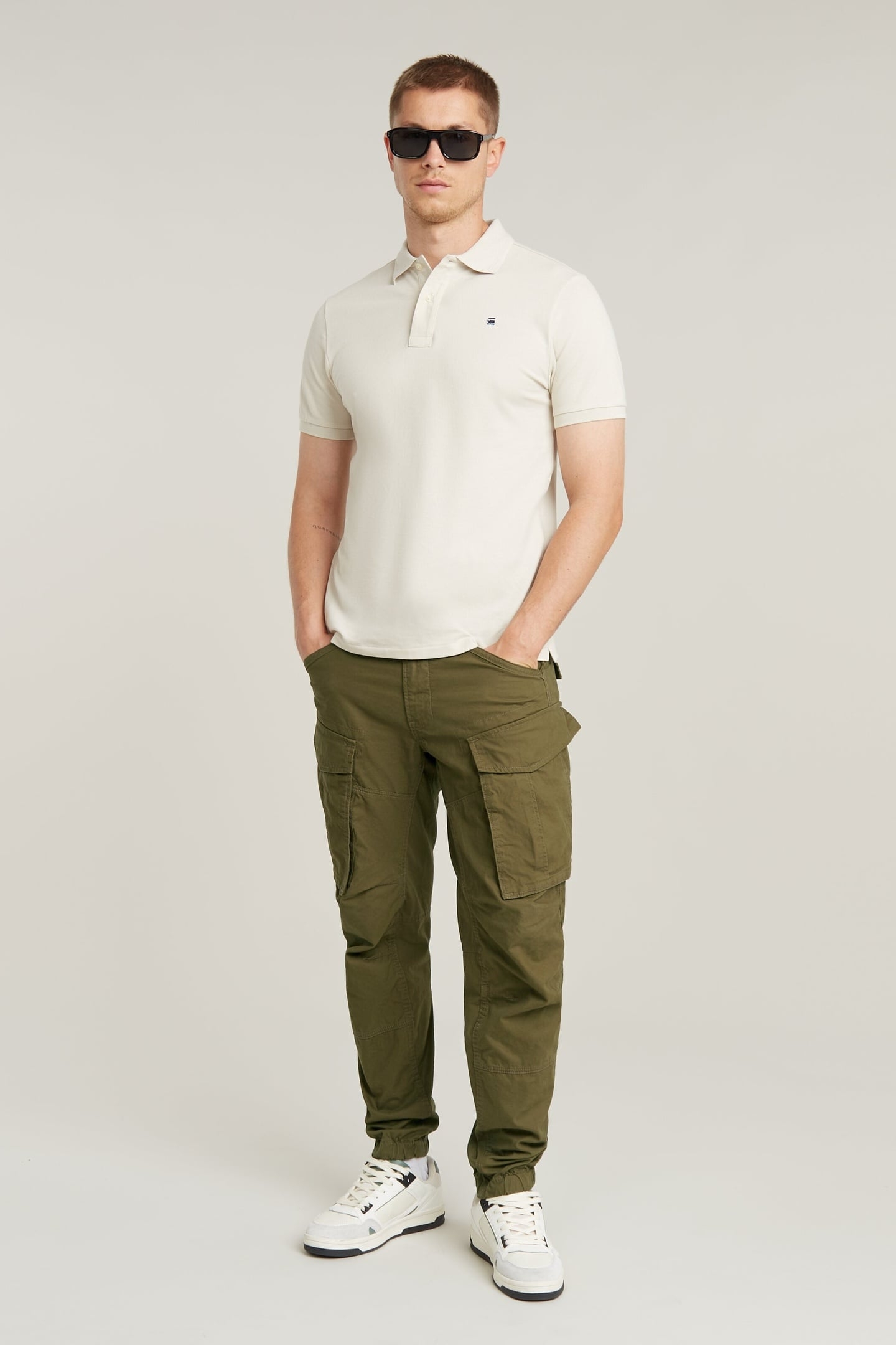 CARGO 3D REGULAR TAPERED CUFFED PANTS DARK OLIVE 1