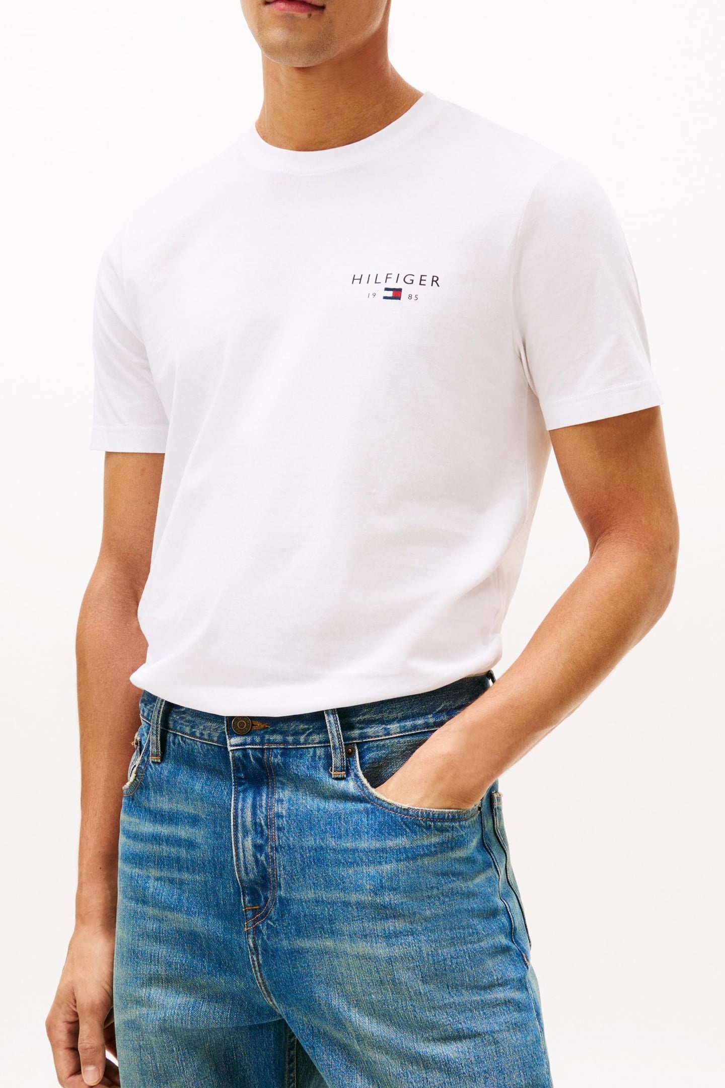 BRAND LOVE SMALL TEE WHITE 1