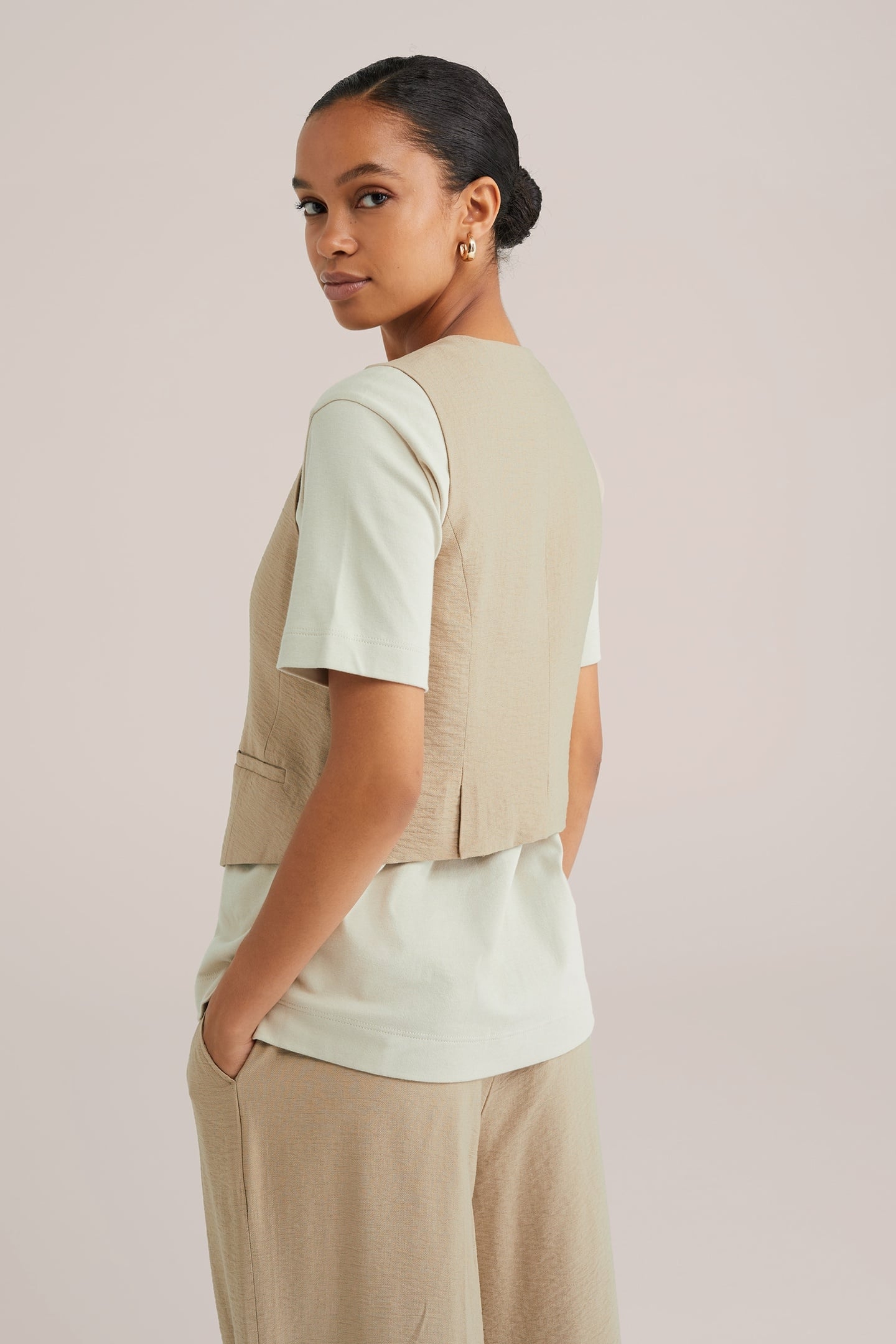WAISTCOAT BEIGE 2