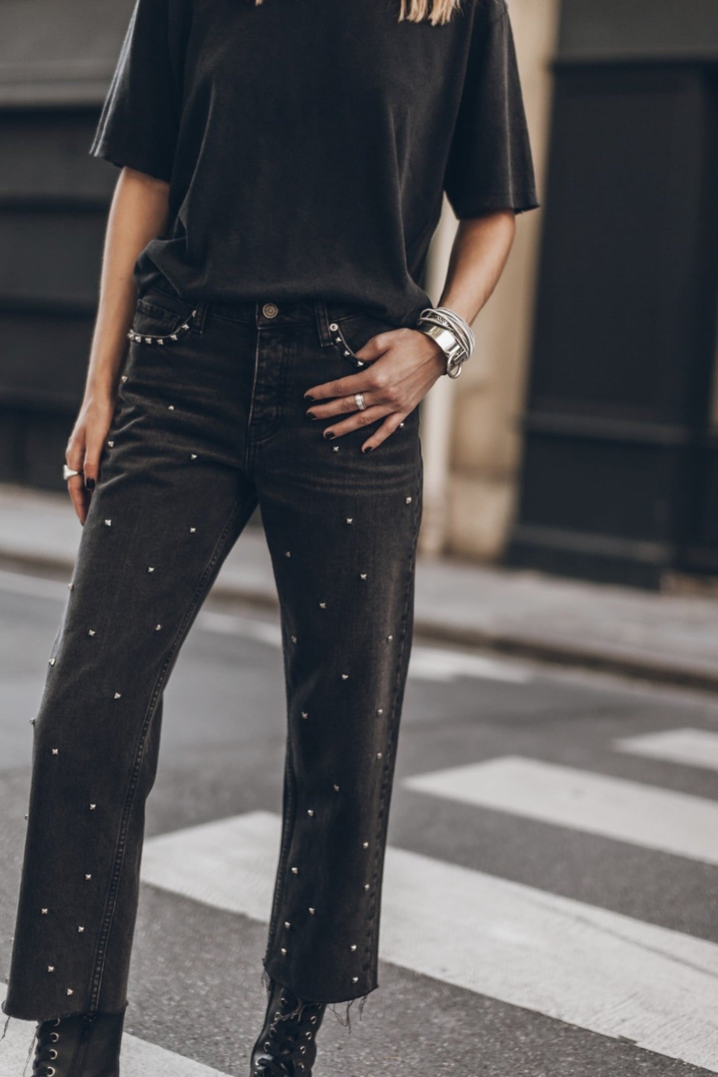 THE BLACK STUDDED CROPPED STRAIGHT JEANS BLACK 1