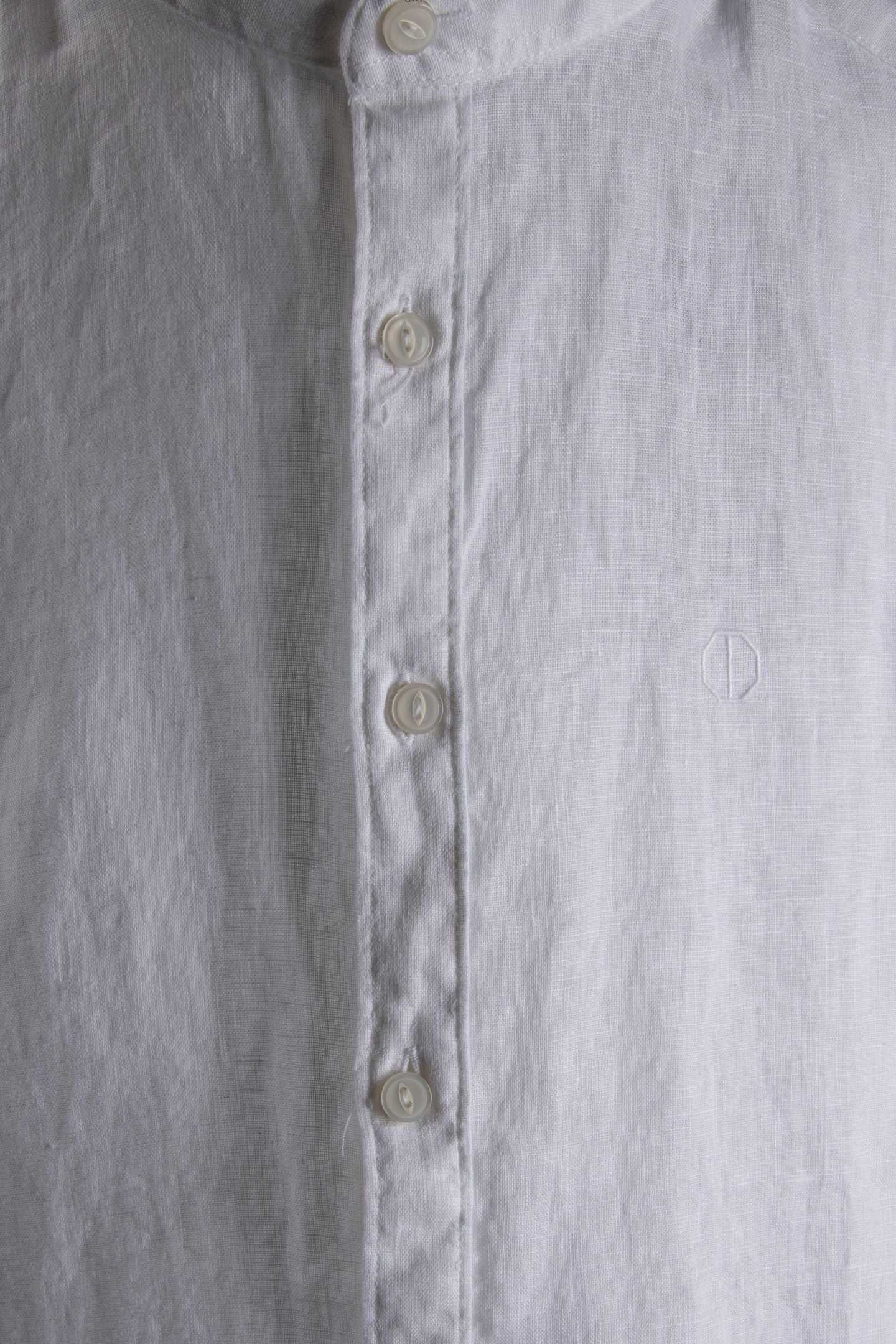 DS_ANDRU MAO SHIRT WHITE 4