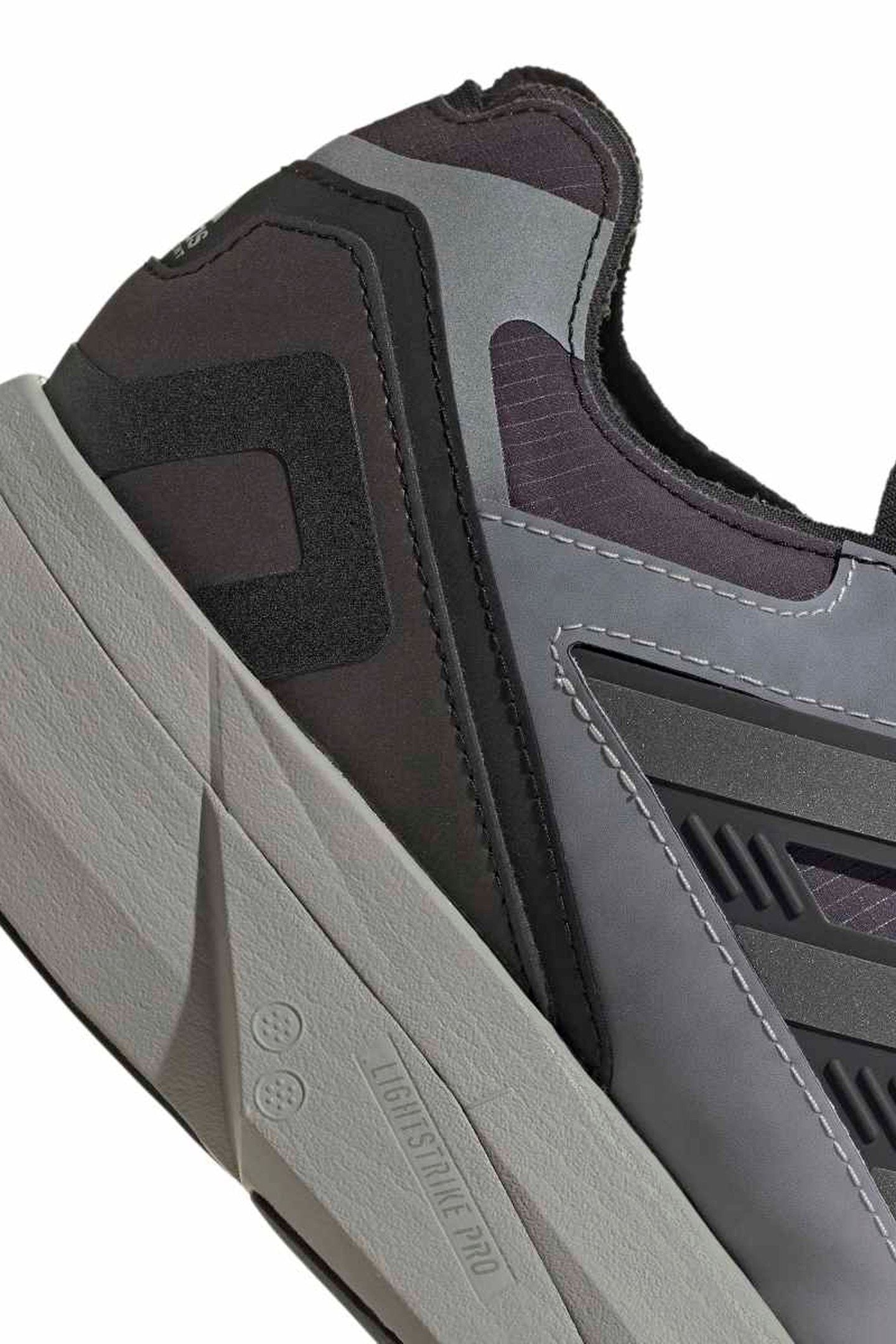 ORIGINALS UNISEX EQUIPMENT ADIOS PRO SHOES 7