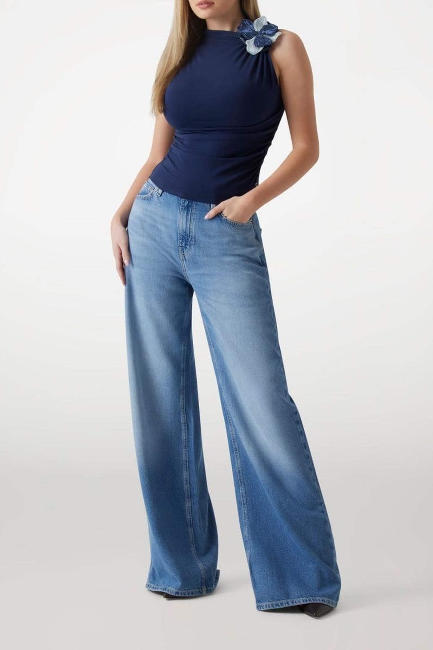 GUESS ECO ARIANE 3D EMBROIDERY BLACKENED BLUE 7