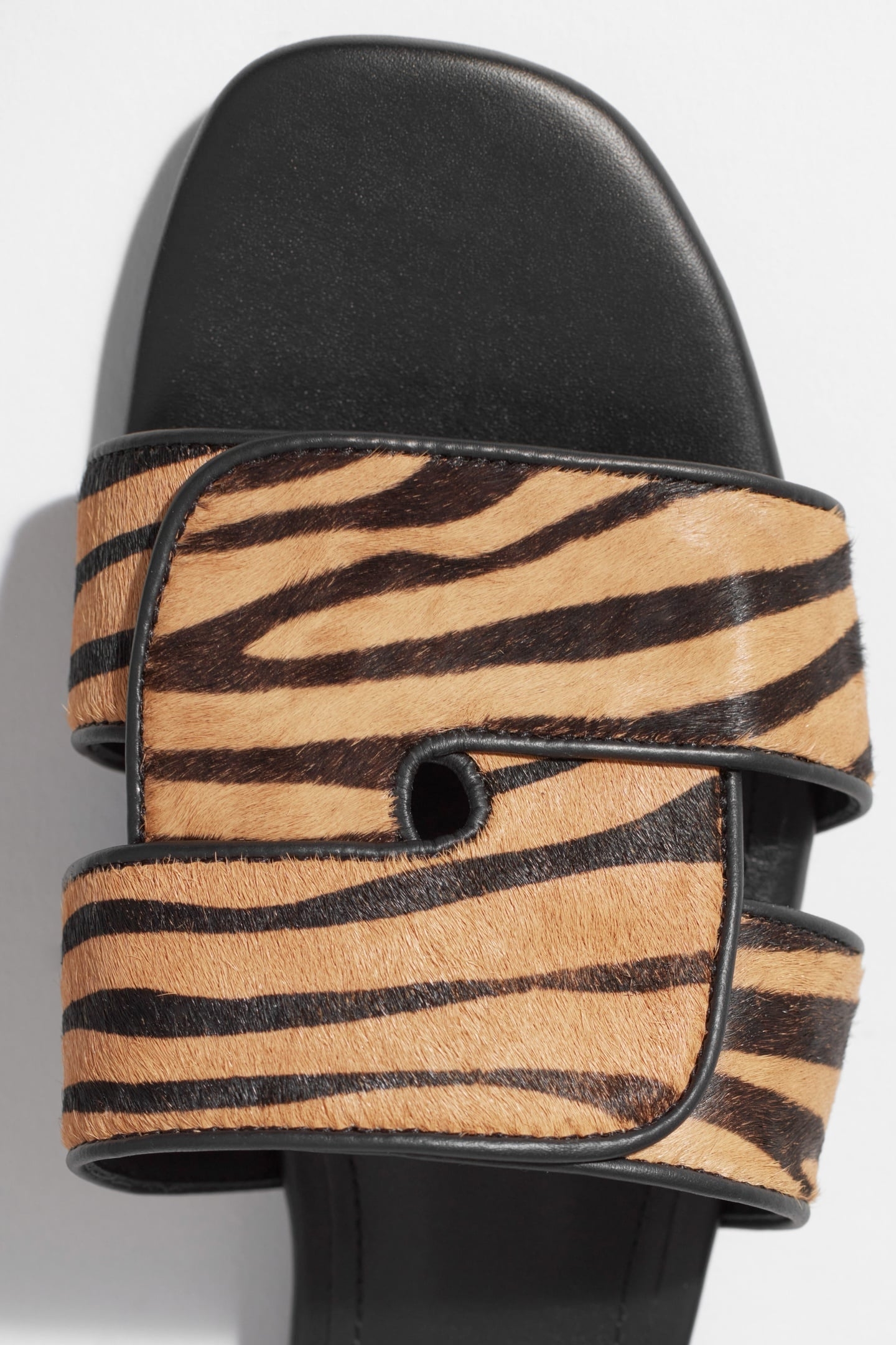FAYE SUMMER FLAT BROWN 2